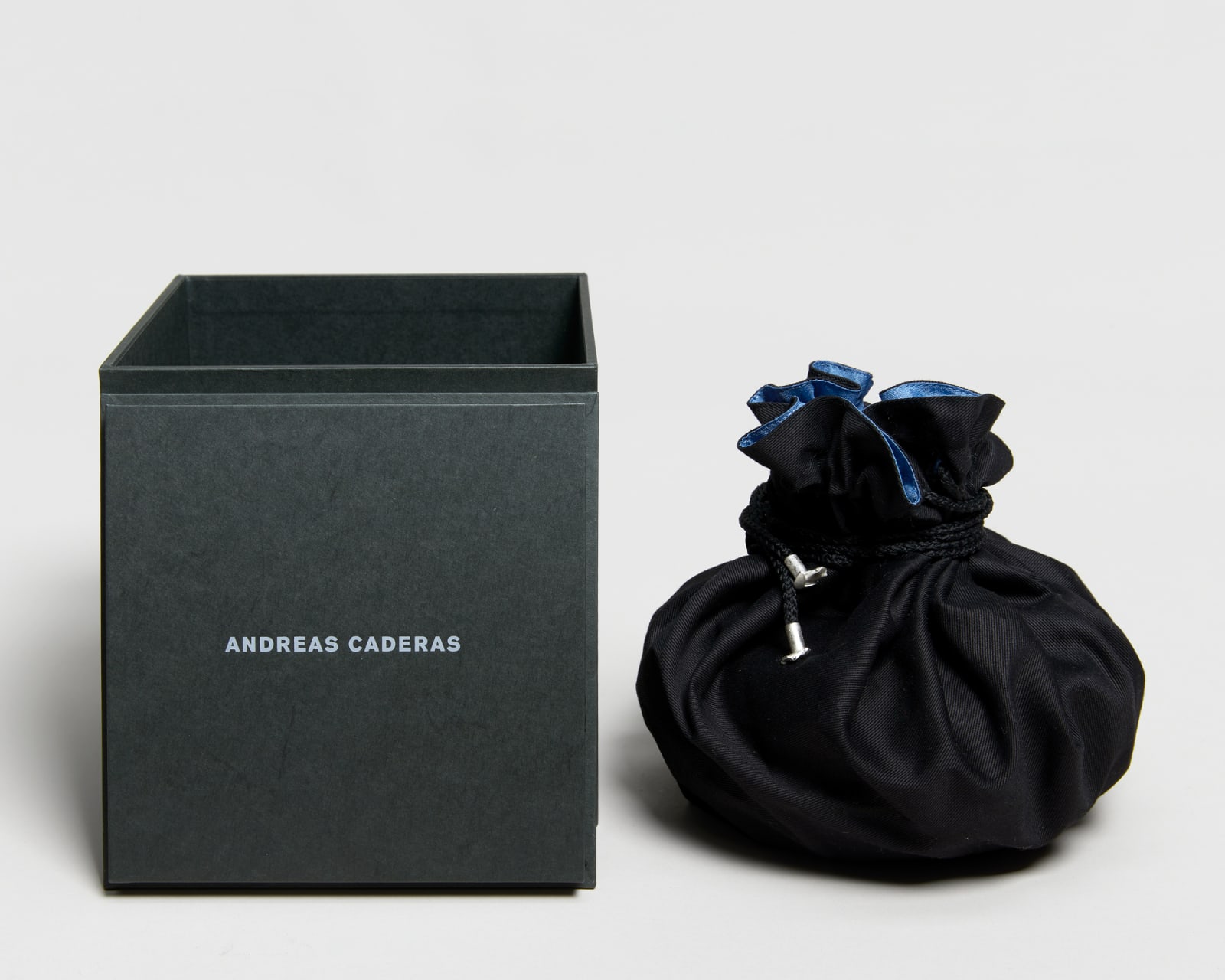 Andreas Caderas, #023127  Dose aus Bambus, 2025