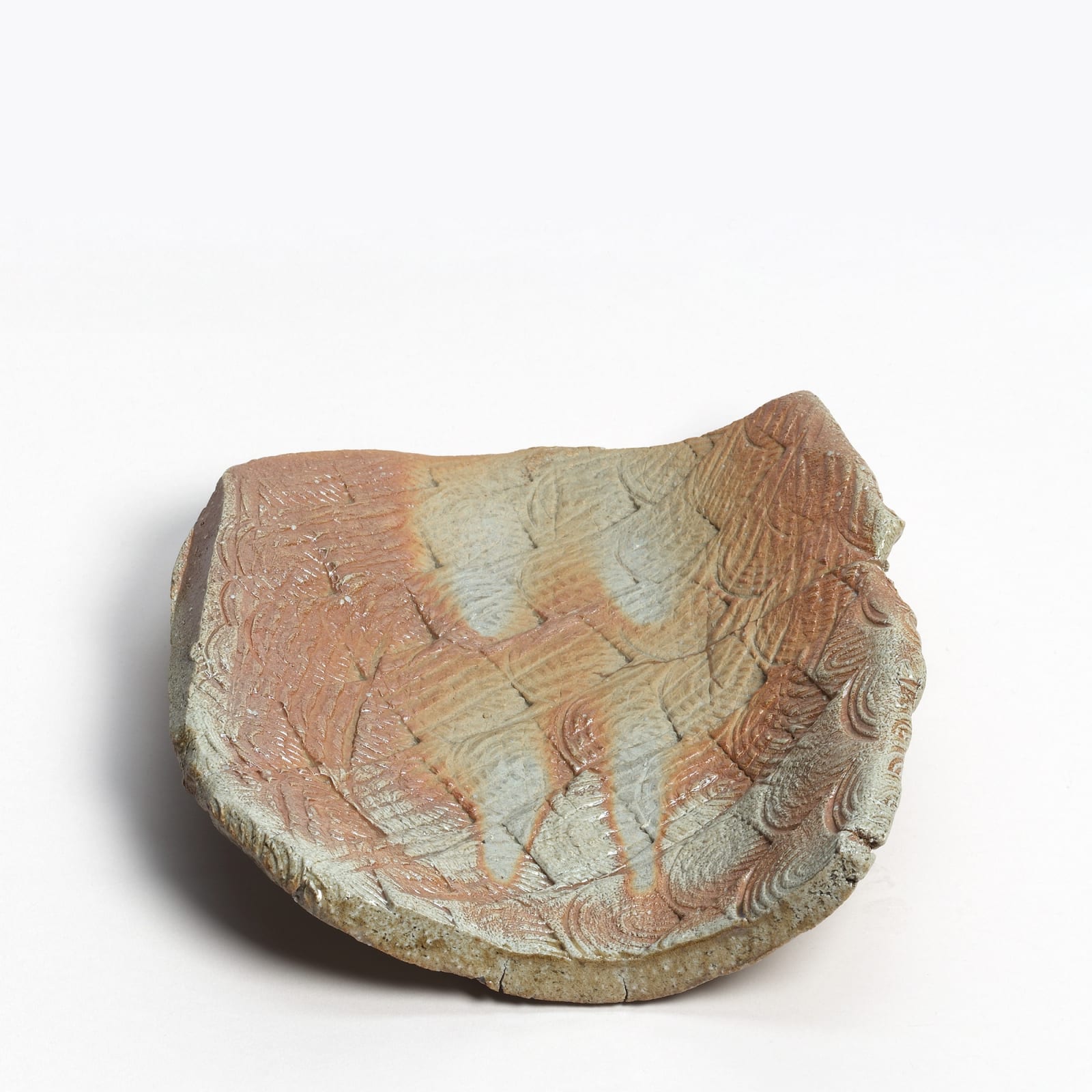 Kei Tanimoto, #020171  Feuerfarbene Platte mit Muster (iga kokumon hiiro-sara), Iga-Typ, 1995
