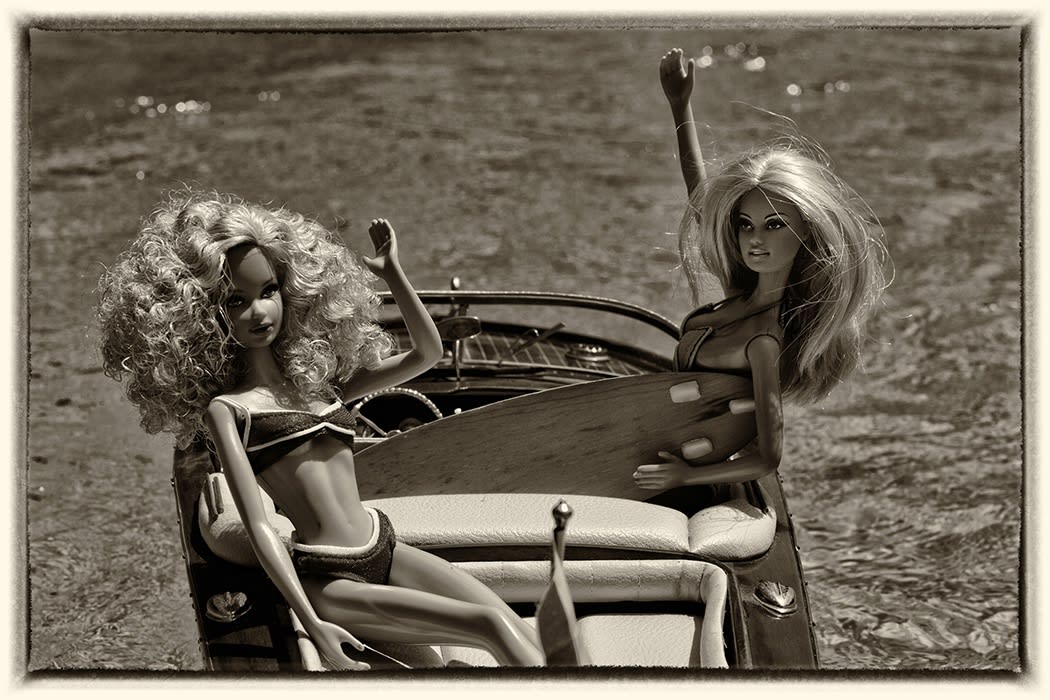 Cécile Plaisance, Surf on a Riva