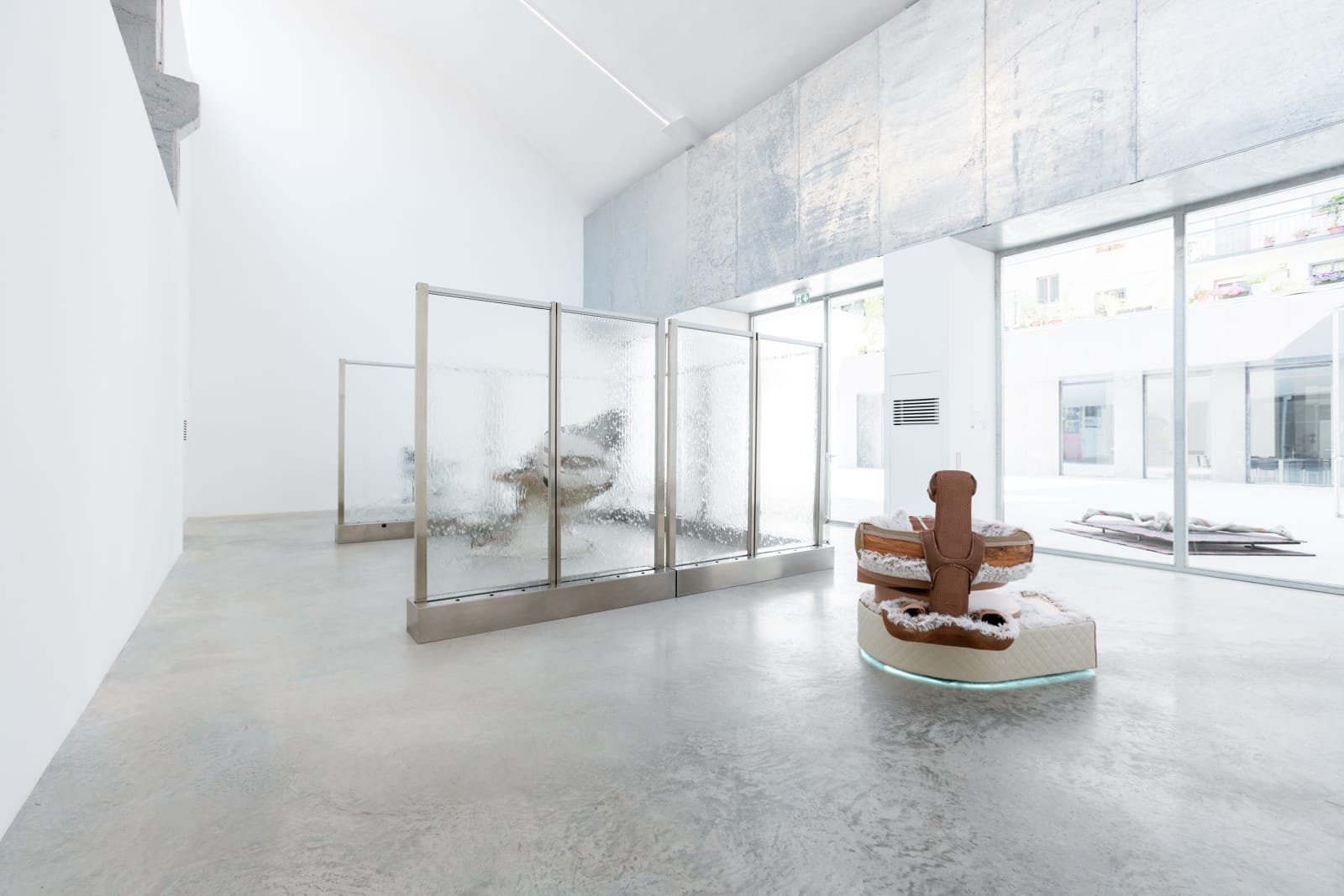 ANNA UDDENBERG exhibtion view, Anna Uddenberg at KALEIDOSCOPE, Spazio Maiocchi, Milano, 2018
