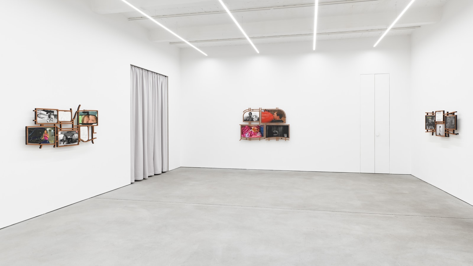 ANDREA CRESPO exhibition view, Step Right Up, Kraupa-Tuskany Zeidler, Berlin, 2019