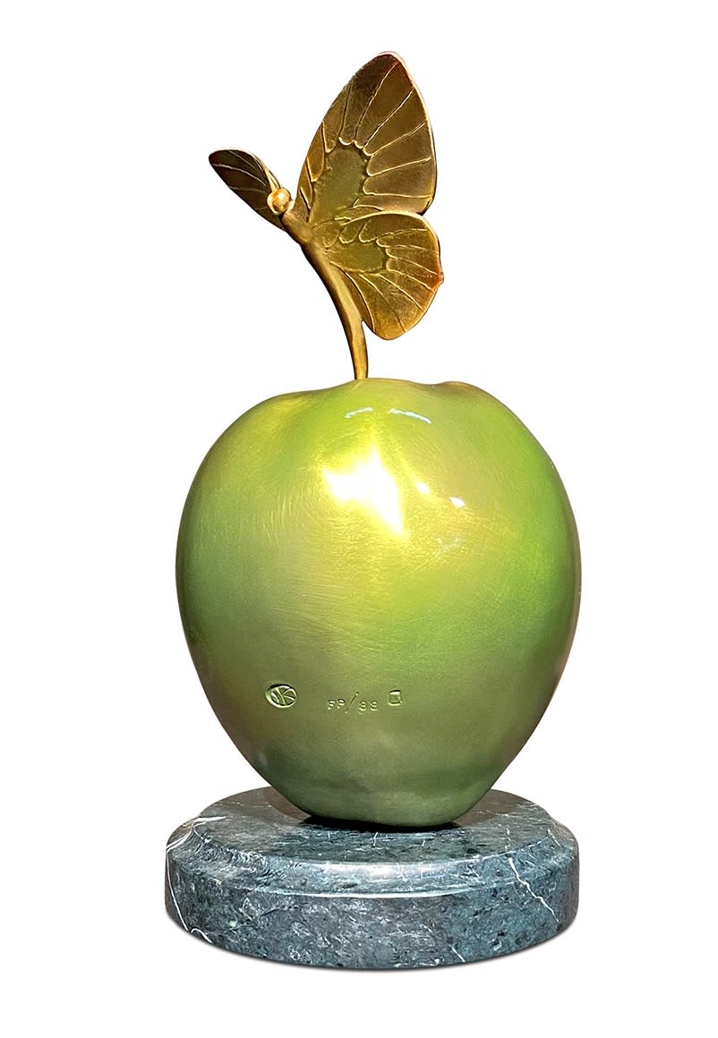 GREEN APPLE