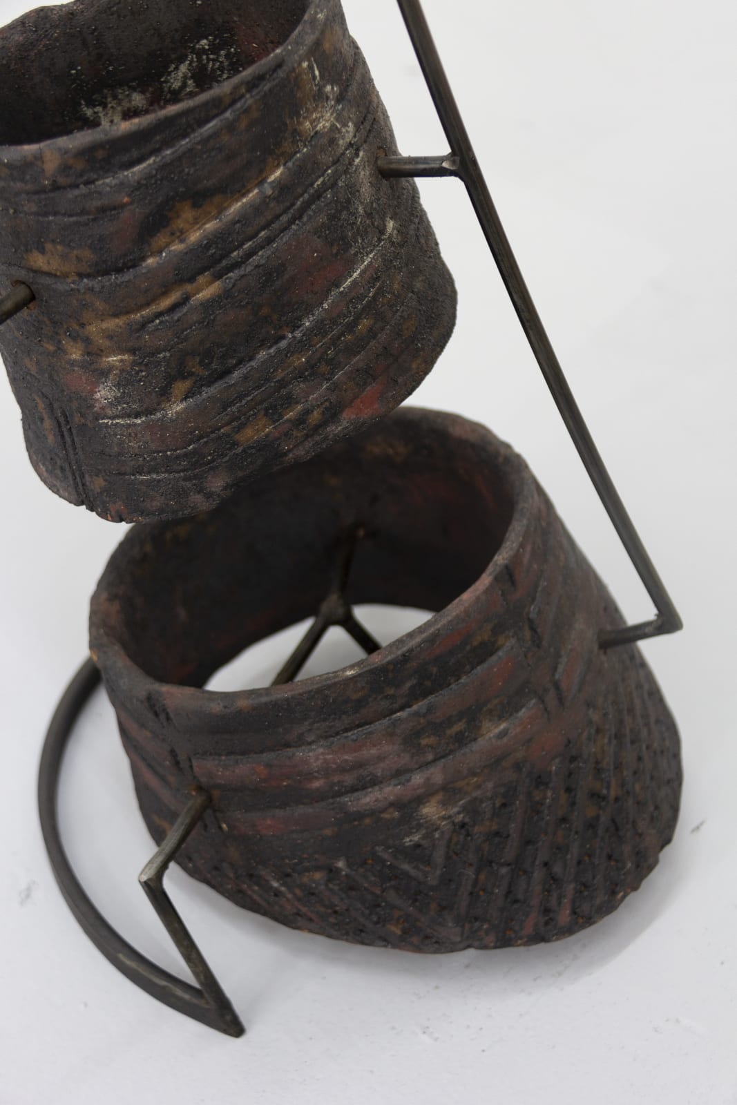 Yeni Mao, fig 31.4 hull and echo, 2024