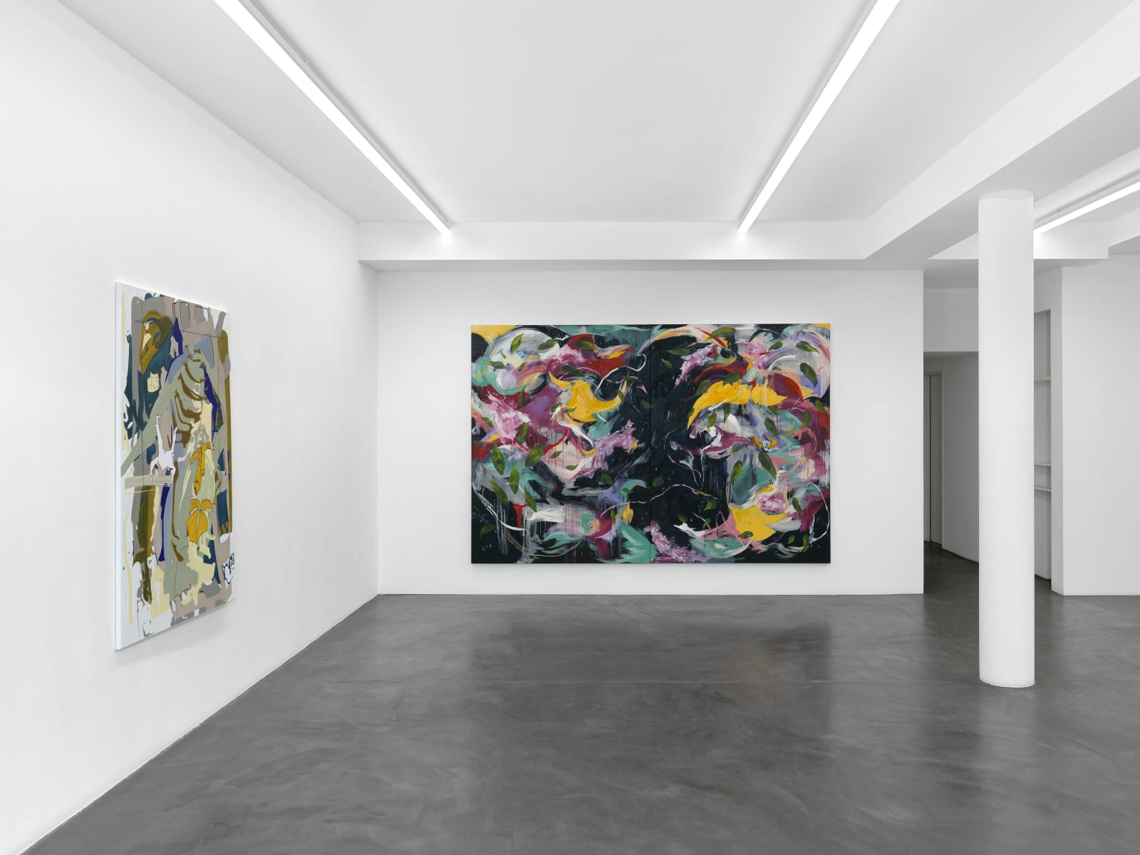 Installation view, Images: Ghost Painterly Abstraction, Galerie Maria Bernheim, Zurich, 2021
