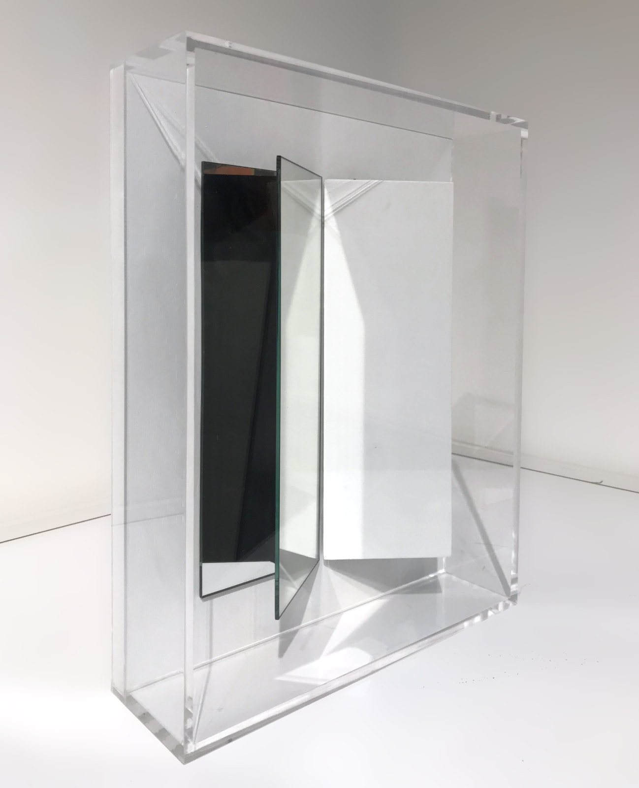 CHRISTIAN MEGERT, Untitled (ID61), 2015