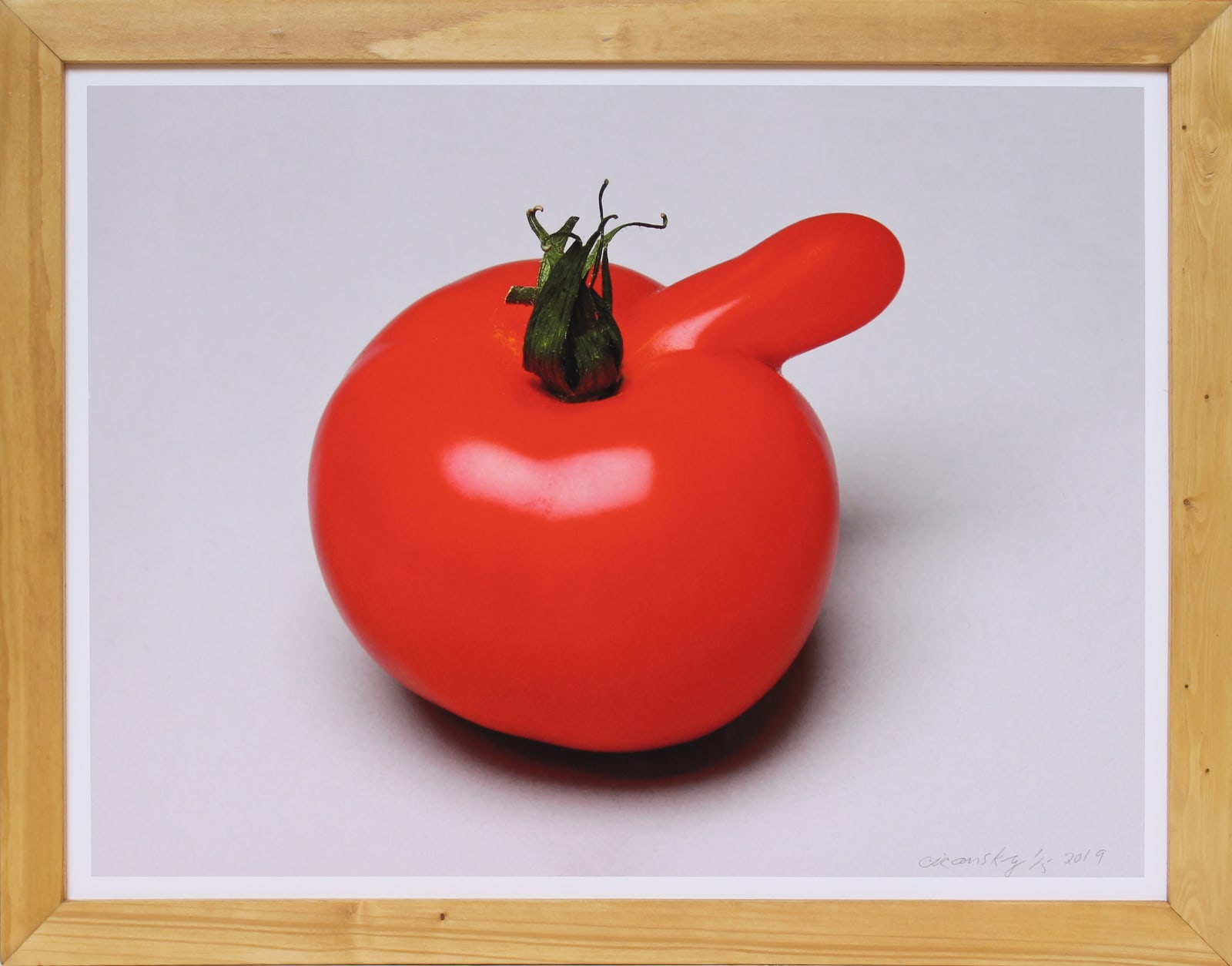 VICTOR CICANSKY, Hot Stuff, 2019