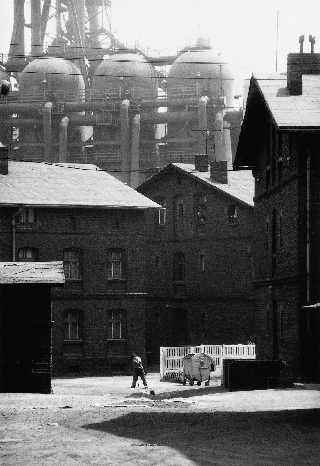 Michal Cala, A housing estate at the Pokoj Steelworks, 1978