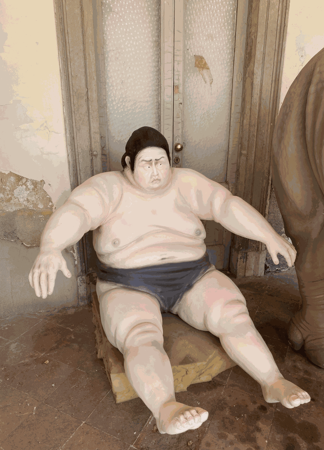 Sumo at the artist's studio of Stefano Bombardieri