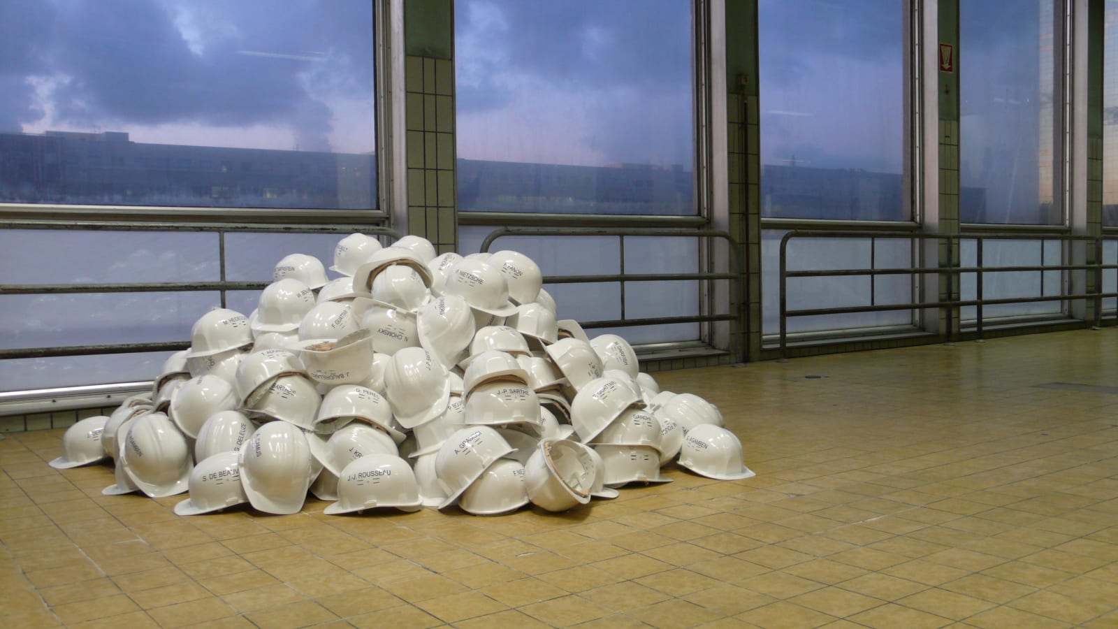 Mounir Fatmi, The Monuments, 2008-2009