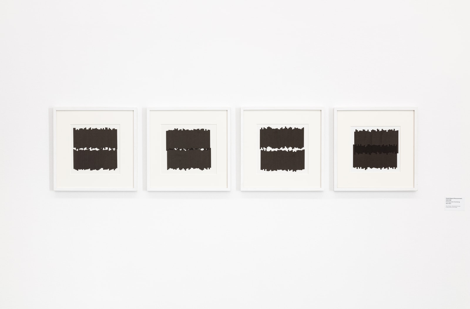 Véra Molnar, Unterbrechungen Lücken Leopold Hoesch Museum - Düren >> 6 Nov. 2022