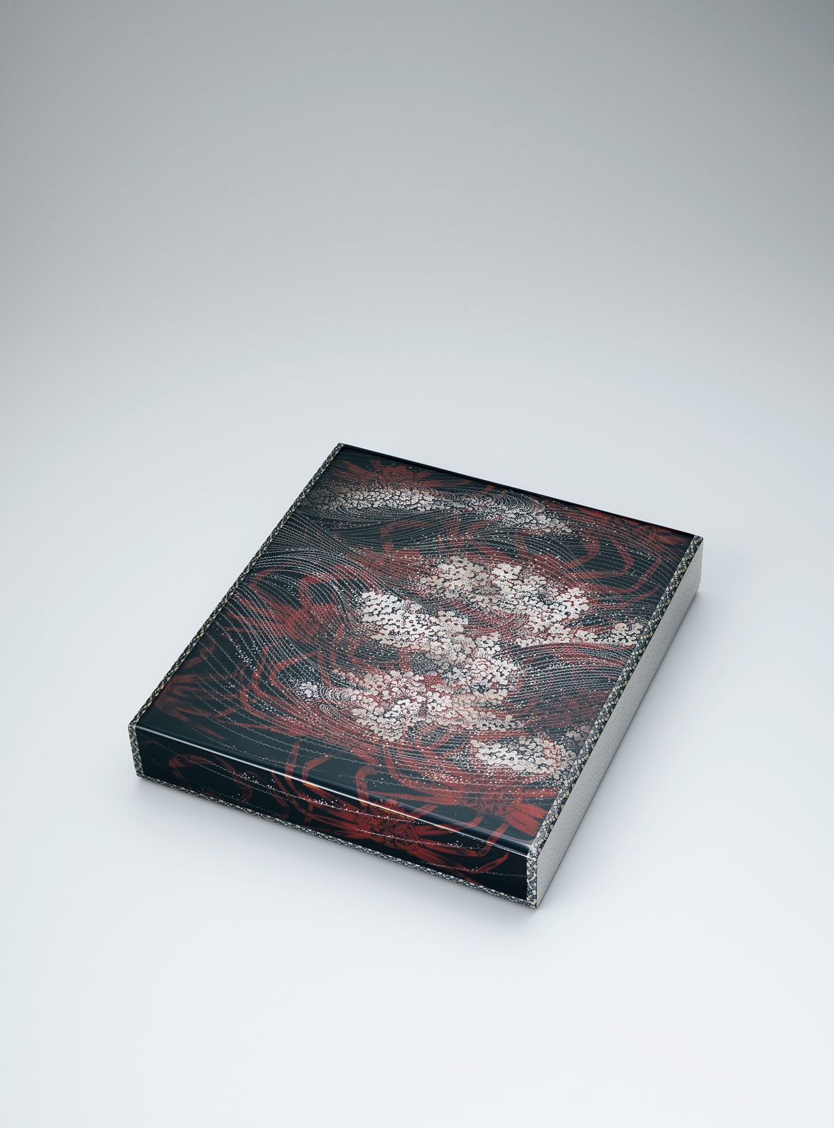 Mizushiri Seiho, Box with Design in Chinkin, “Deep Sea”, 2023