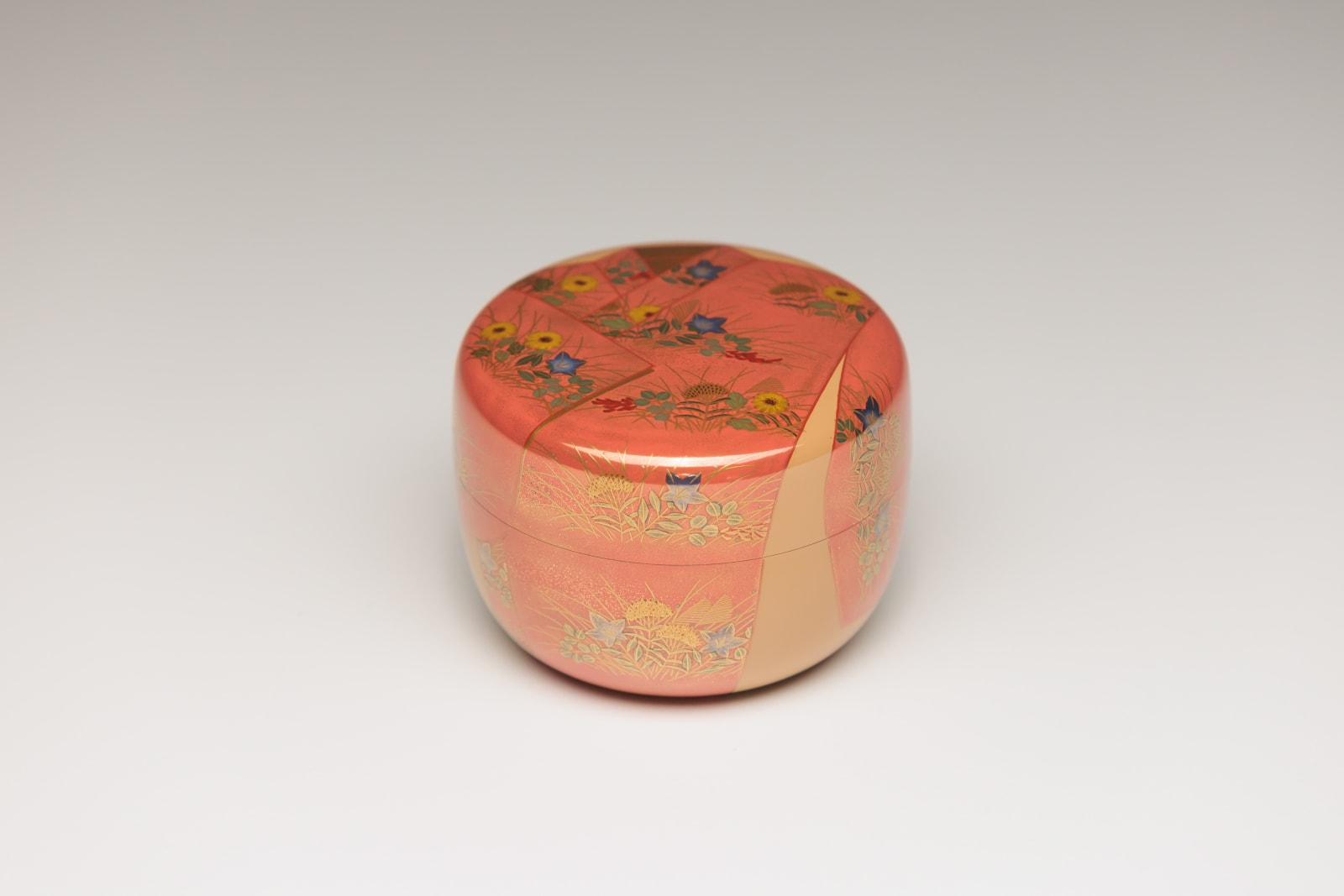 Suzutani Toyoshi, Tea Caddy, “Whose Sleeves?”, 2023