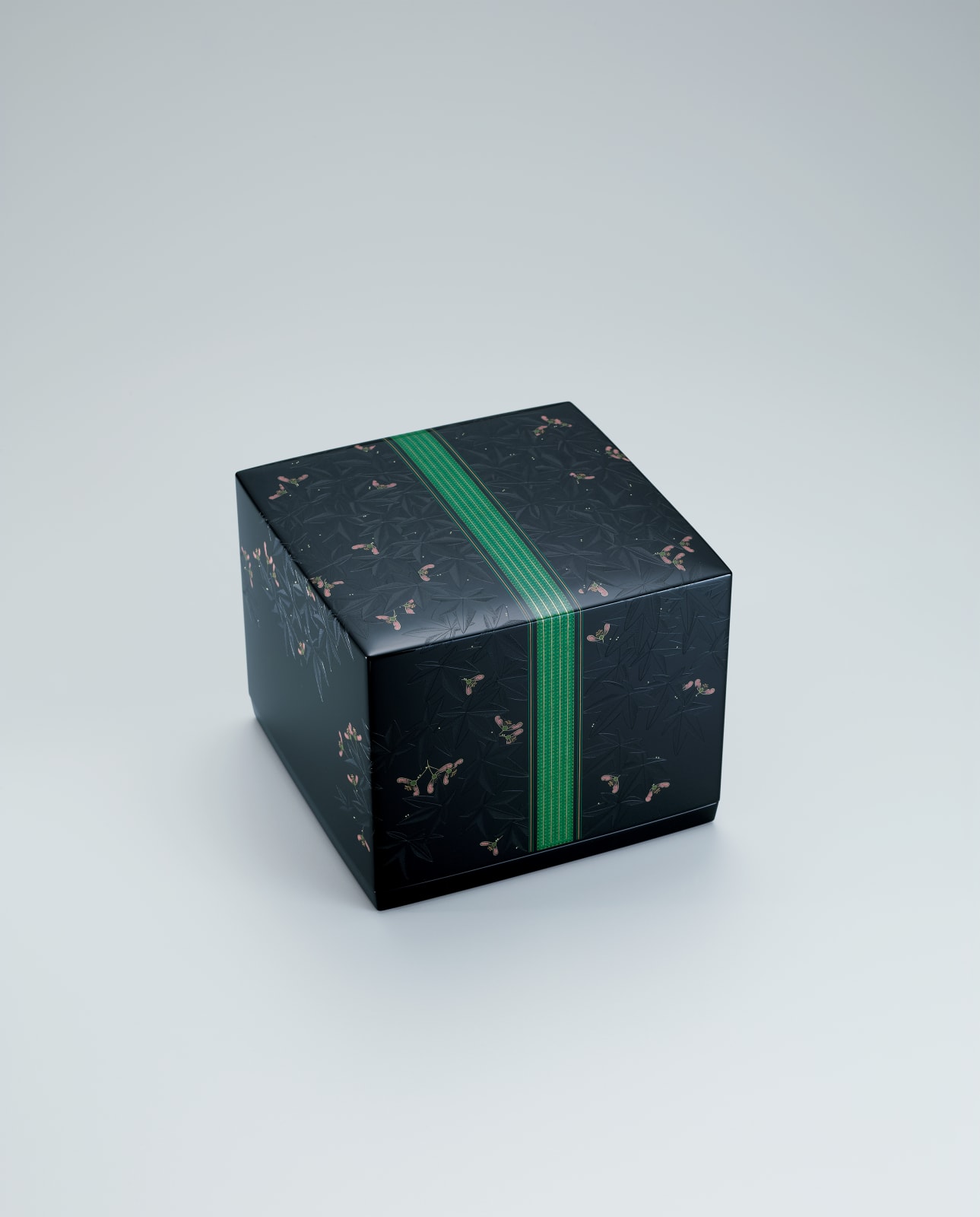 Yamagishi Kazuo, Box with Design in Chinkoku and Inlay, “Young Maples,”, 2021