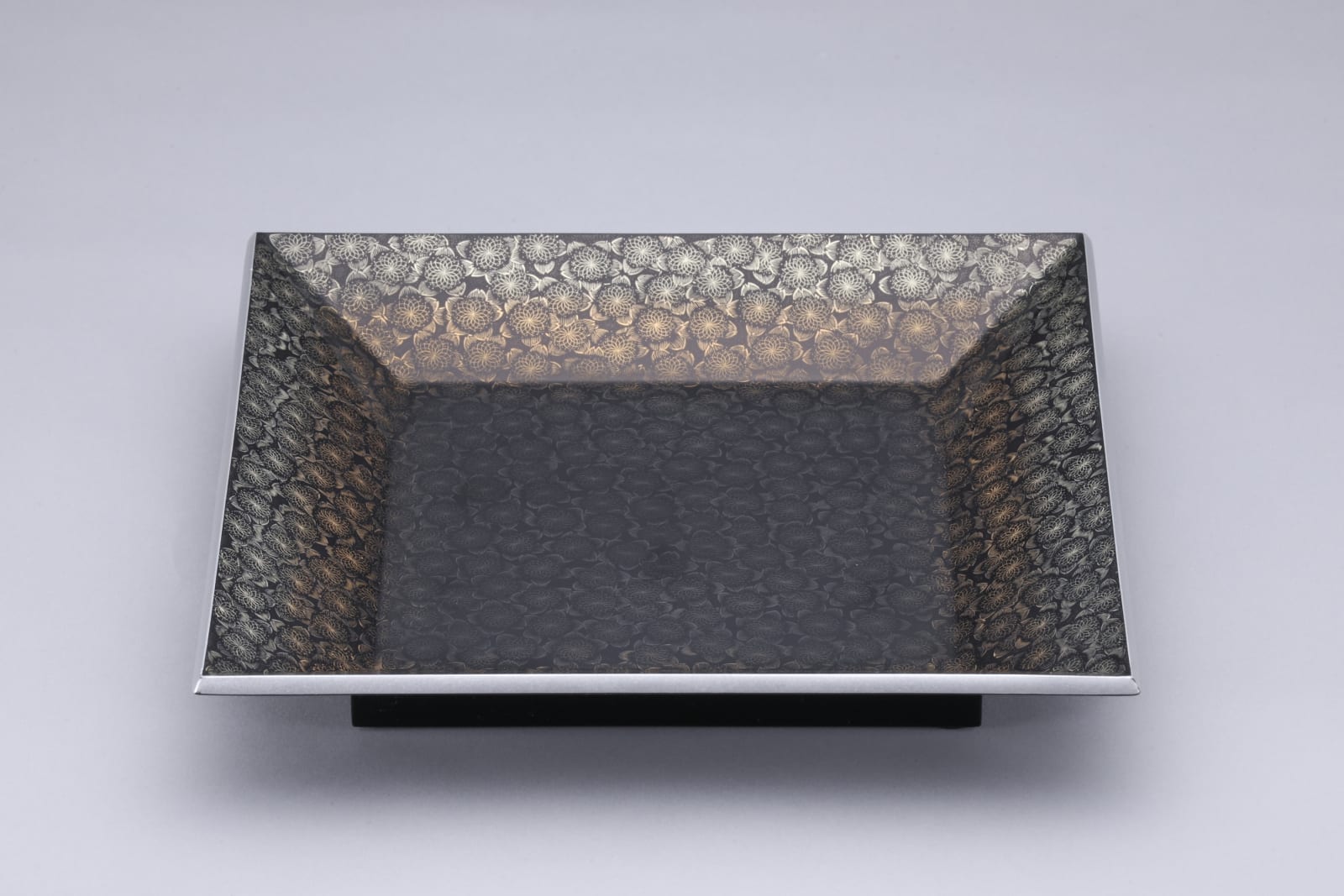 Mizushiri Kōta, Square Plate with Design in Chinkin, “Centennial Cherry Tree”, 2023