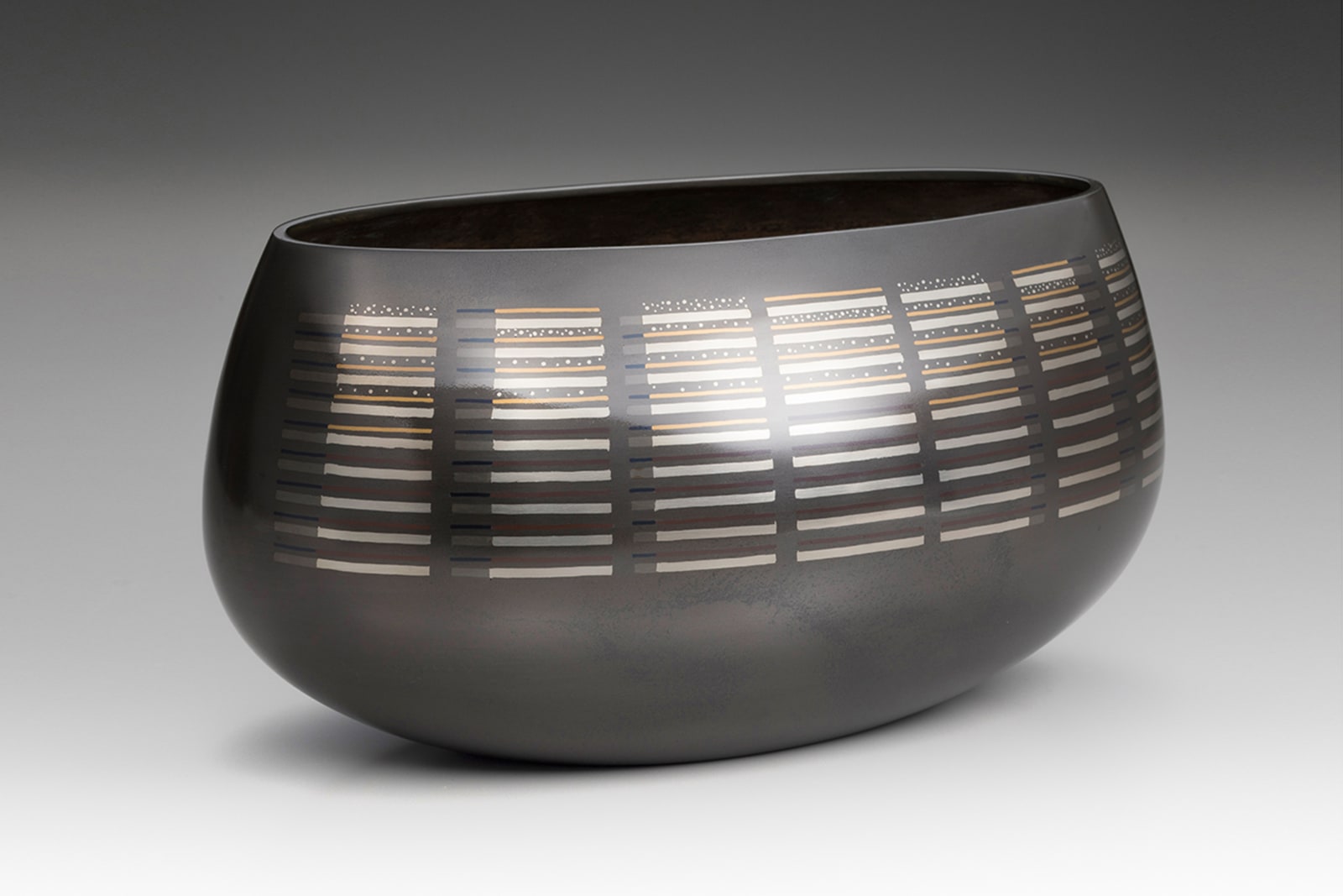 Nakagawa Mamoru, Vase (Calm Sea) , 2016