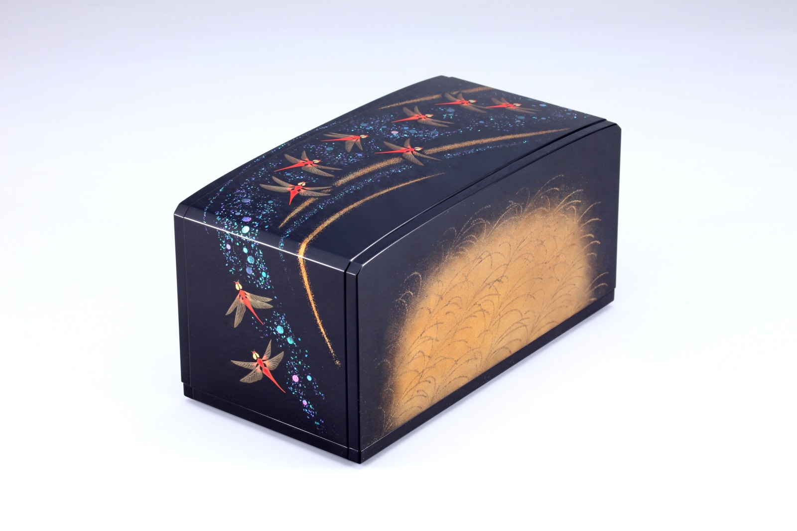 Sakamoto Yasunori, Box with Design in Maki-e, “In the Glitter”, 2016