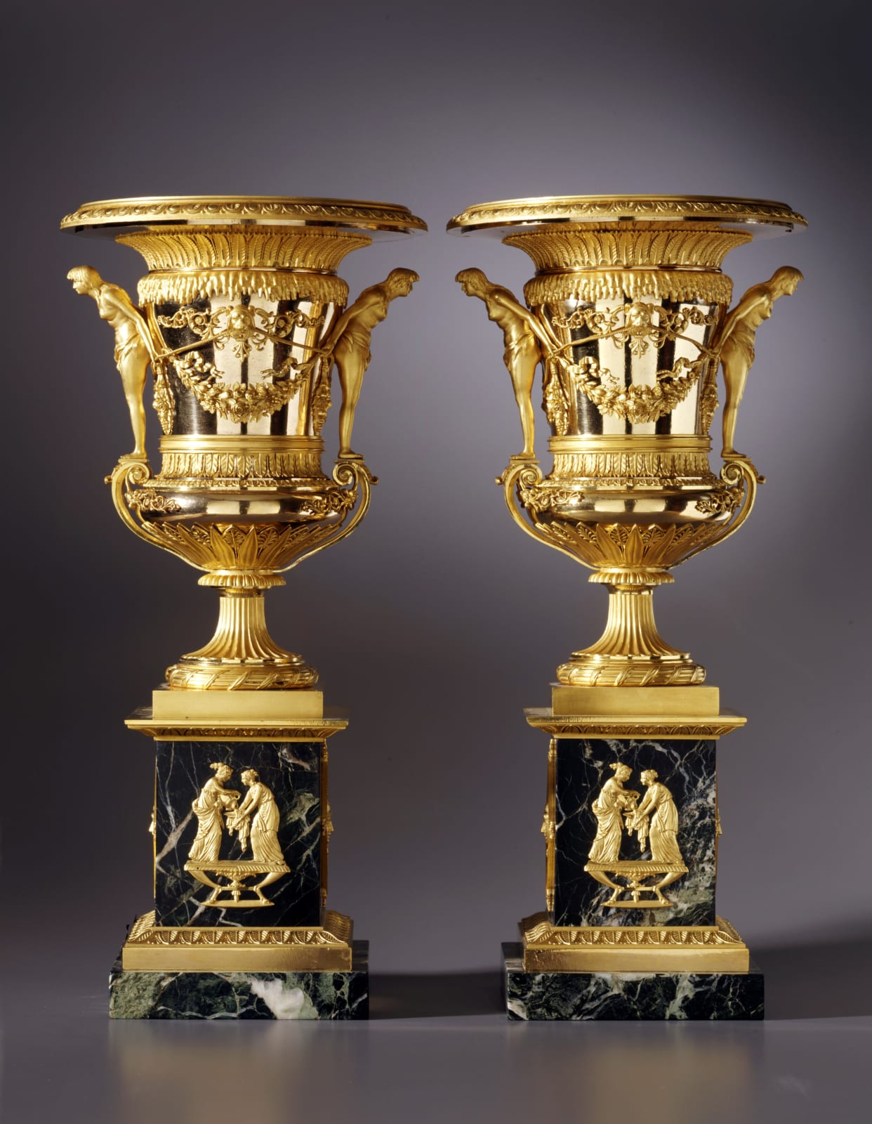Friedrich Bergenfeldt (attributed to), A pair of large sized St. Petersburg Empire vases attributed to Friedrich Bergenfeldt, Saint Petersburg, date circa 1805