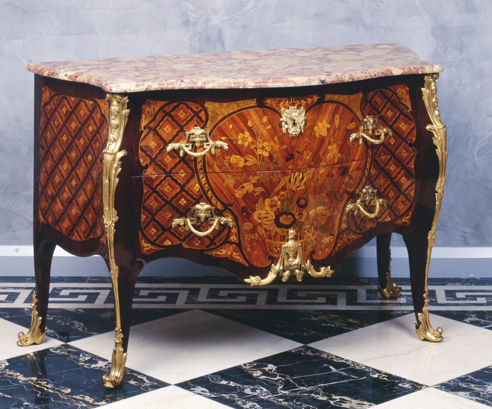 Charles-Michel Cochois , A Louis XV Transition Louis XVI commode by Charles-Michel Cochois and Léonard Boudin, Paris, date circa 1760-65
