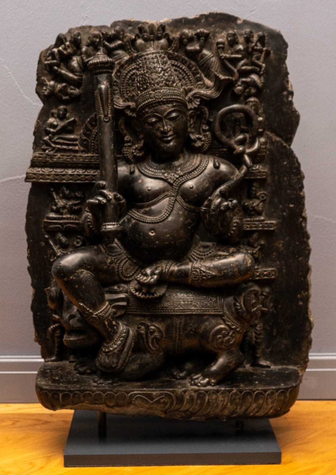 Unknown A FOURTEENTH FIFTEENTH CENTURY EAST INDIAN BLACK STONE STELE