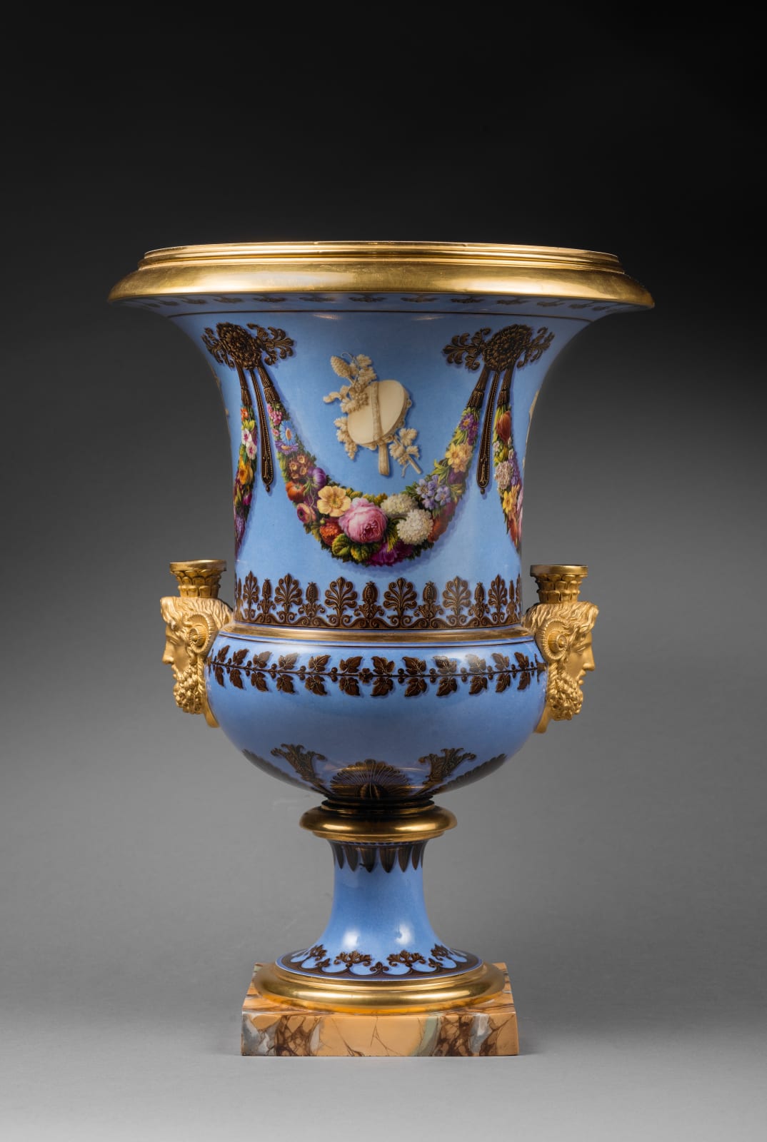 Sèvres, A pair of Restauration Sèvres Medici vases, Paris, date circa 1823