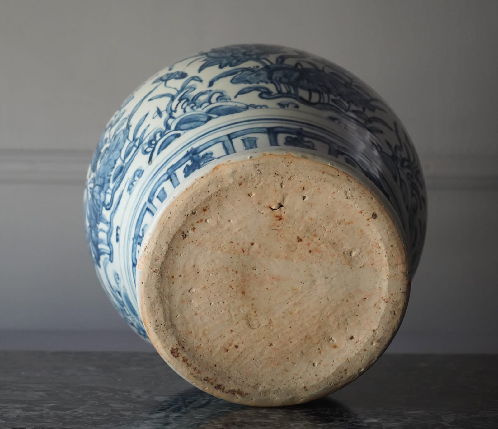 Unknown, A large underglaze blue baluster Jar, Ming Dinasty, date circa 1500