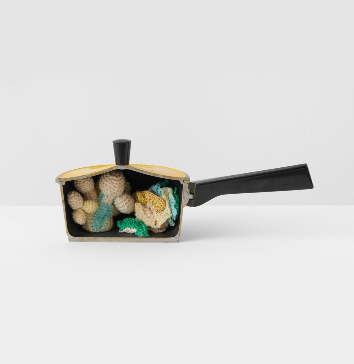 Su Richardson, Half Pan and Cauliflower, 1976