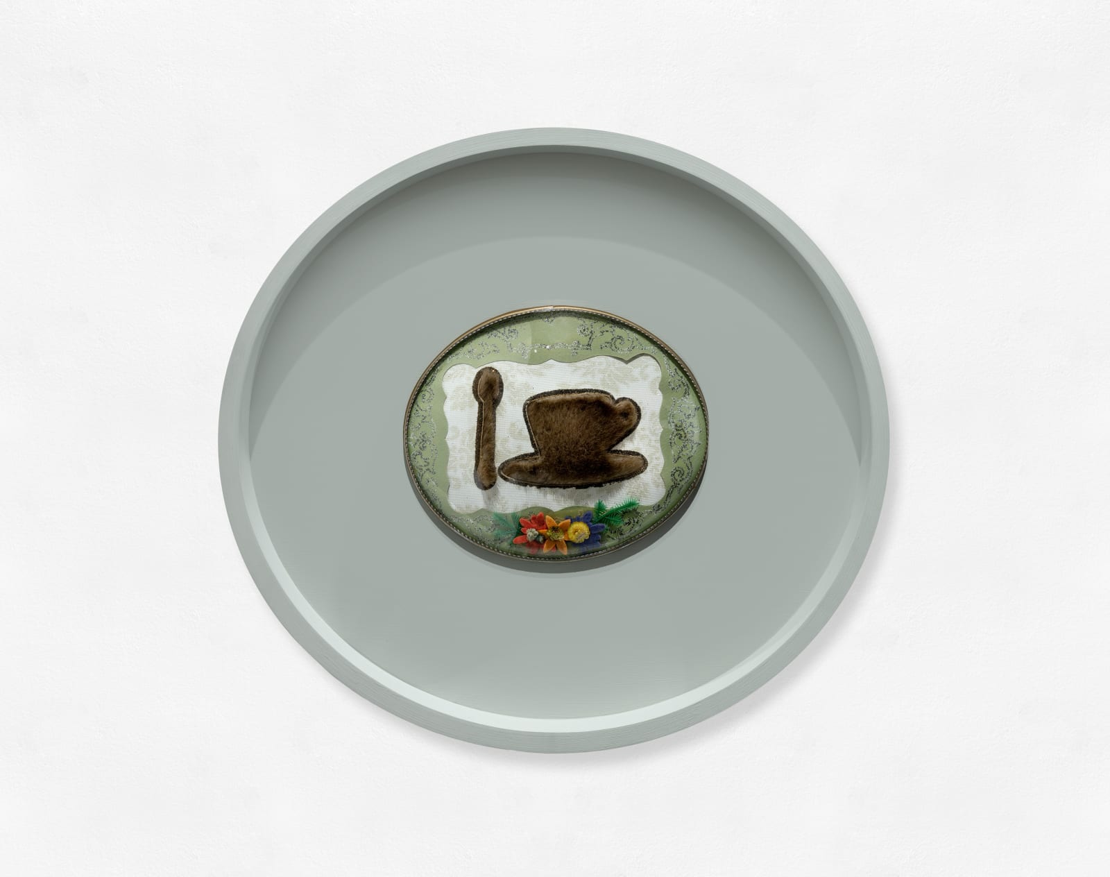 Meret OPPENHEIM, Souvenir du "Dejeuner en fourrure" (Souvenir of Breakfast in Fur), Conceived in 1936 excecuted in 1972