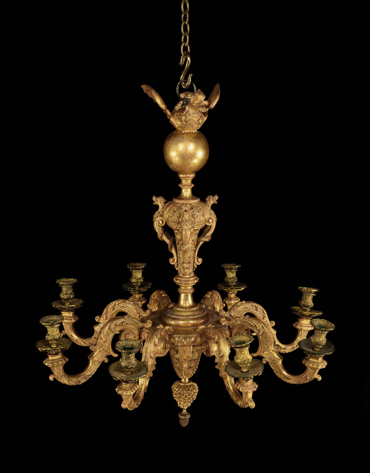 A QUEEN ANNE GILTWOOD AND GILT-METAL CHANDELIER, ENGLAND, CIRCA 1700 - 20