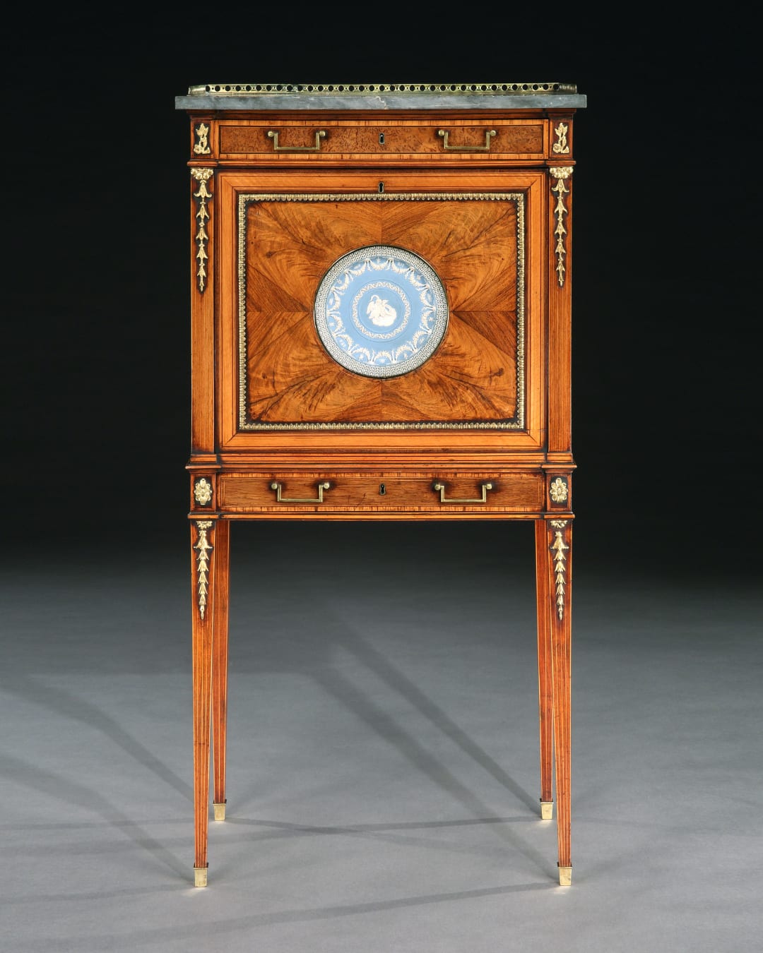 A GEORGE III SECRÉTAIRE À ABBATANT, English, circa 1795