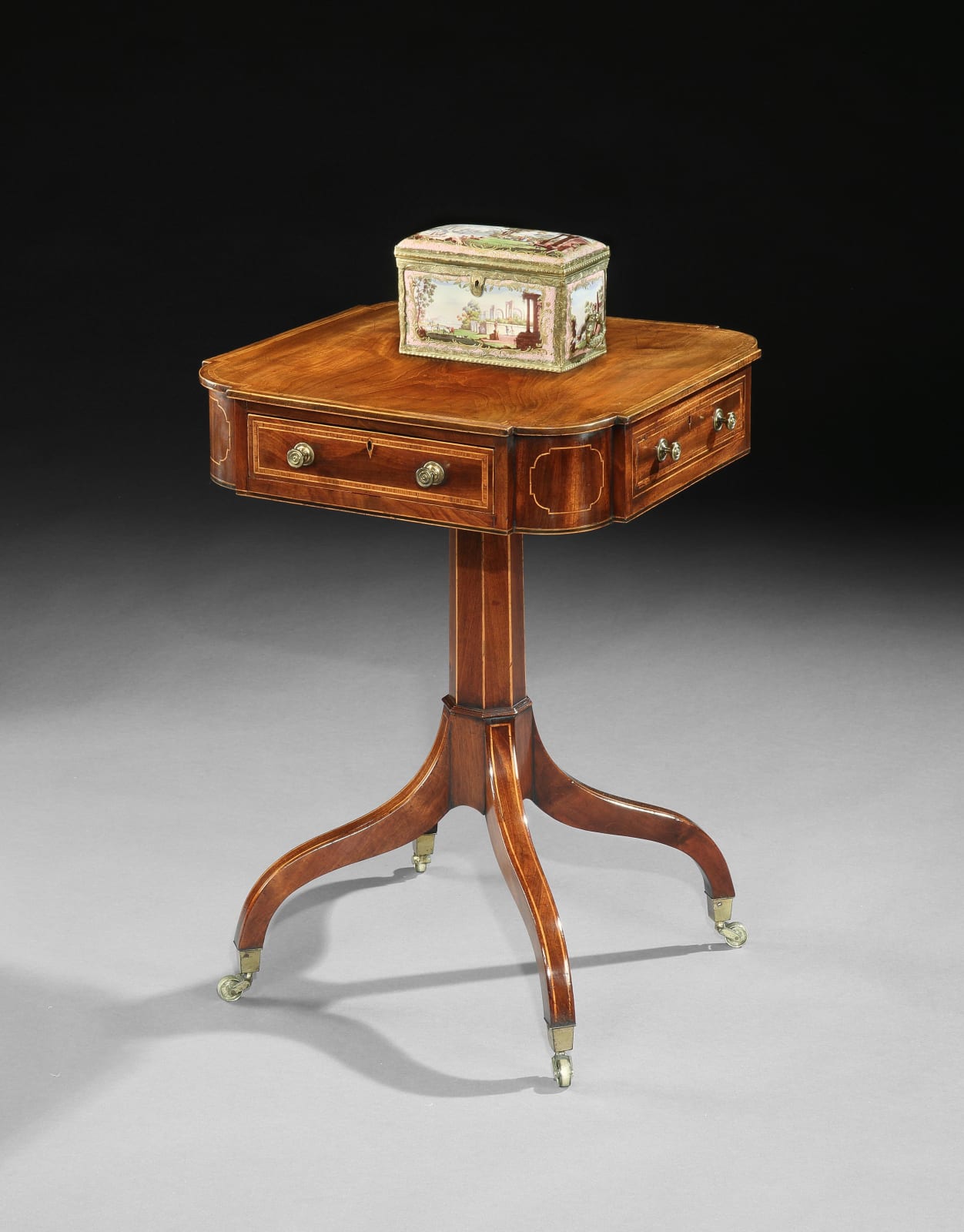A GEORGE III MAHOGANY OCCASIONAL TABLE, English, circa 1795