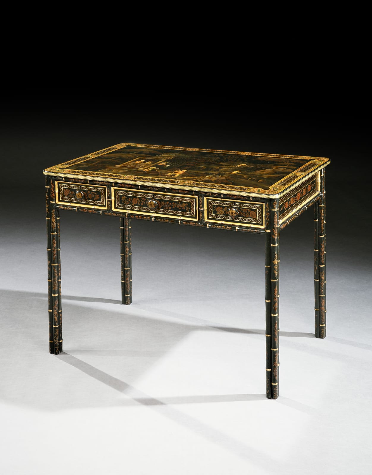 A REGENCY JAPANNED TOLE SIDE TABLE, English, circa 1815