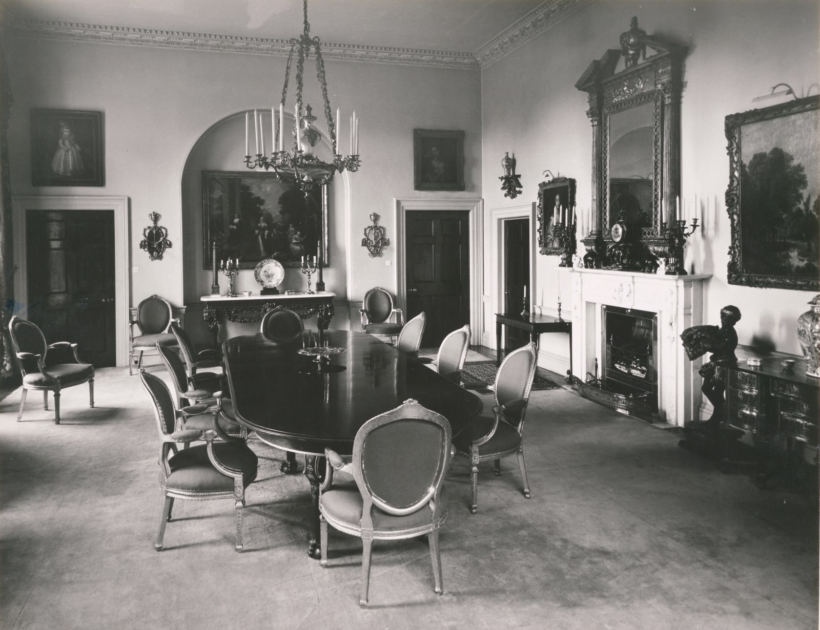 THE NEWTOWN PARK HOUSE WALL LIGHTS, Irish, circa 1775