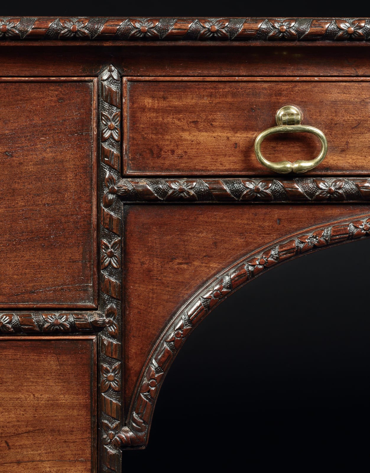 A GEORGE II MAHOGANY LIBRARY TABLE, English, circa 1740
