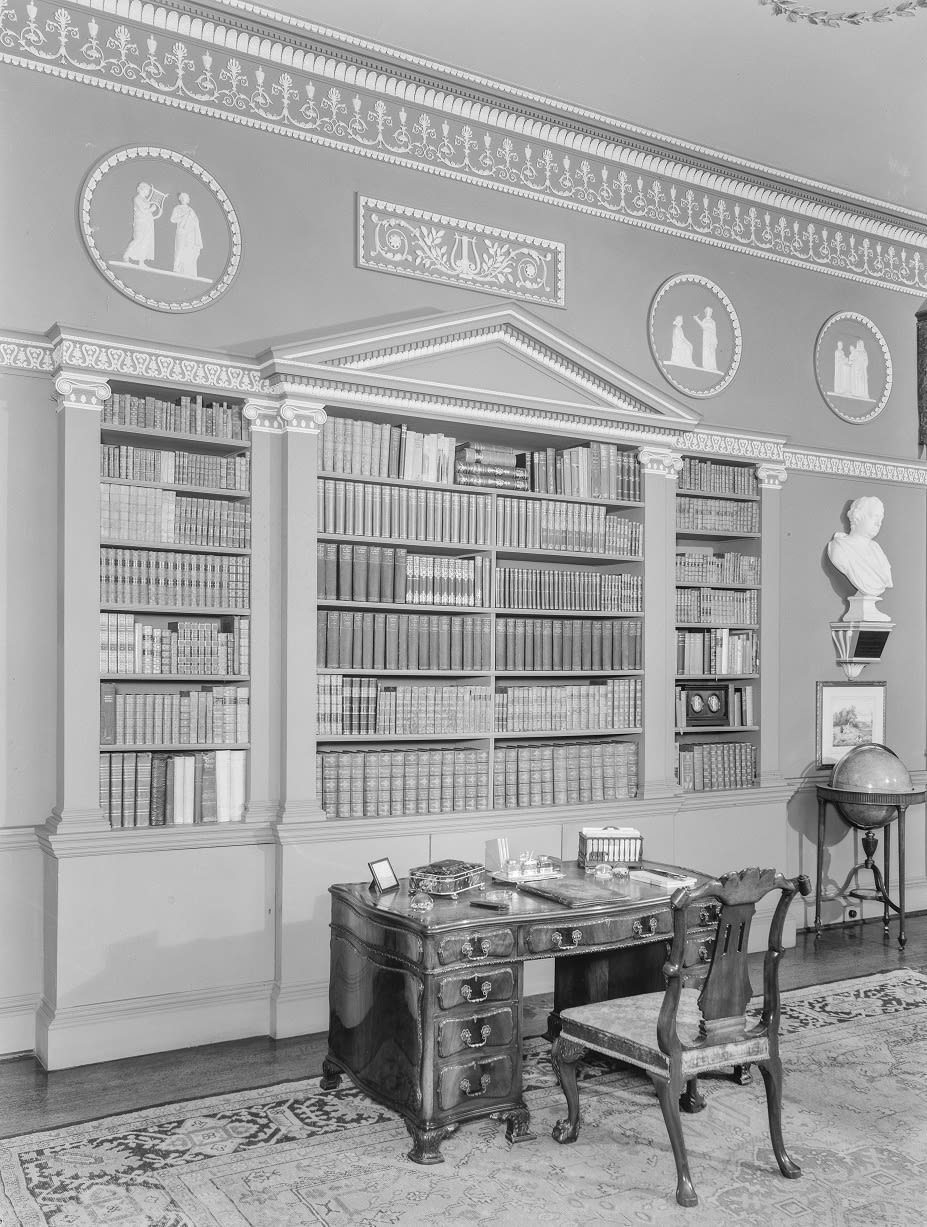 THE PAPPLEWICK HALL CHAIR, English, circa 1740