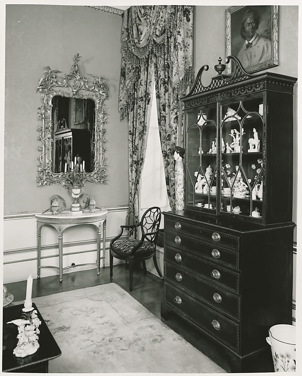 A PAIR OF GEORGE III GILTWOOD MIRRORS, English, circa 1765