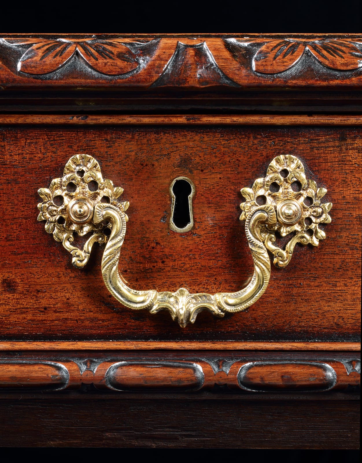 THE CHESTERFIELD HOUSE LIBRARY TABLE WITH ROYAL PROVENANCE, English, circa 1750
