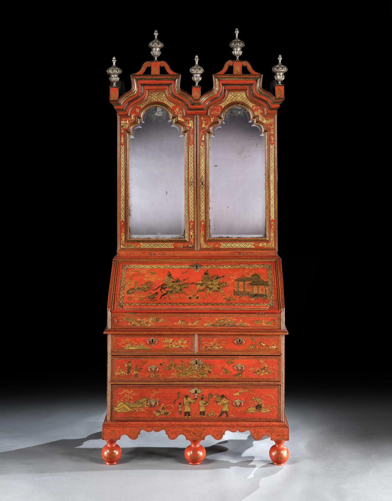 A WILLIAM AND MARY JAPANNED BUREAU CABINET, English, circa 1690