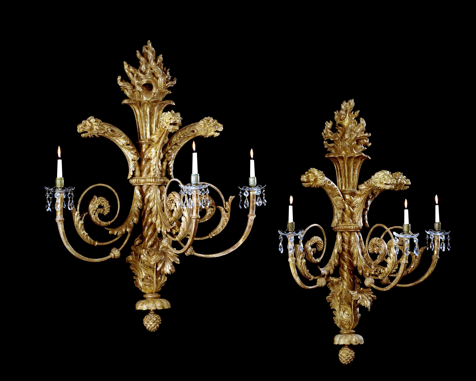 A PAIR OF REGENCY GILTWOOD WALL LIGHTS, English, circa 1810