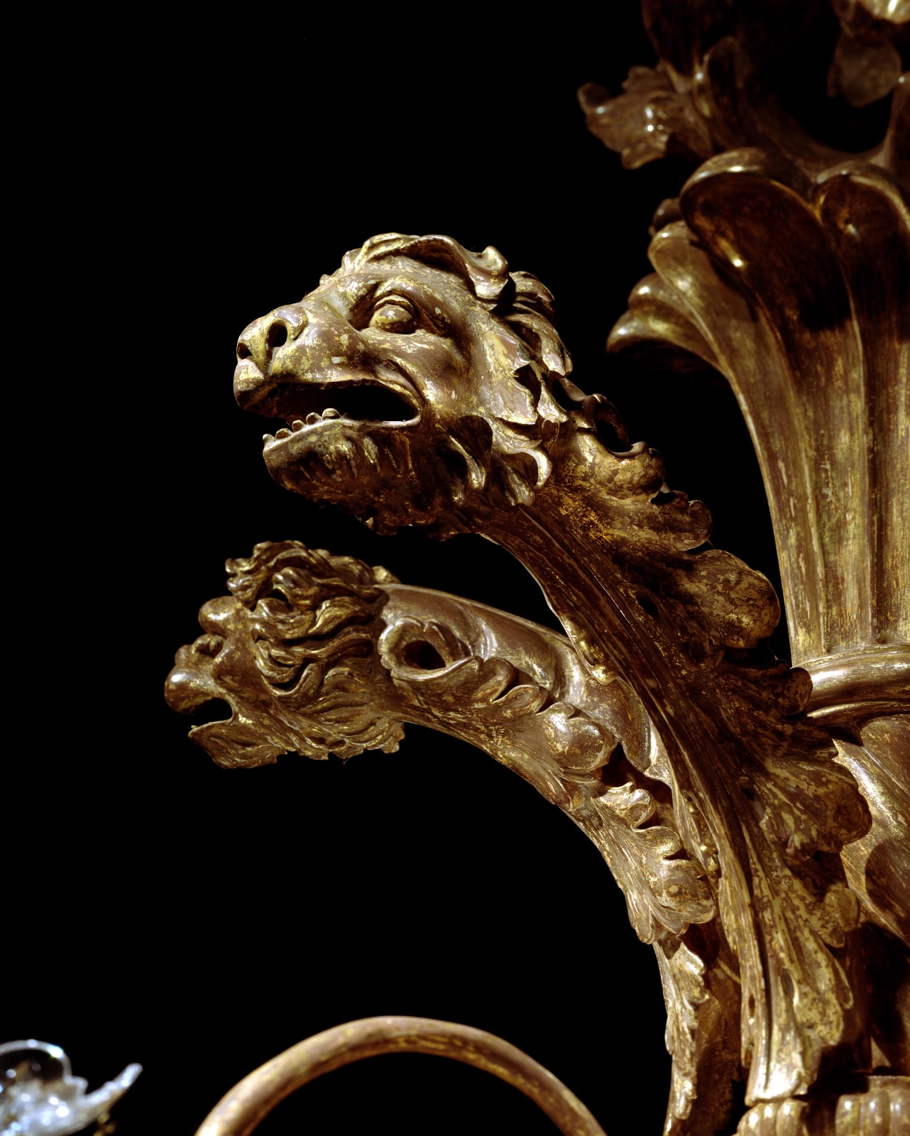 A PAIR OF REGENCY GILTWOOD WALL LIGHTS, English, circa 1810