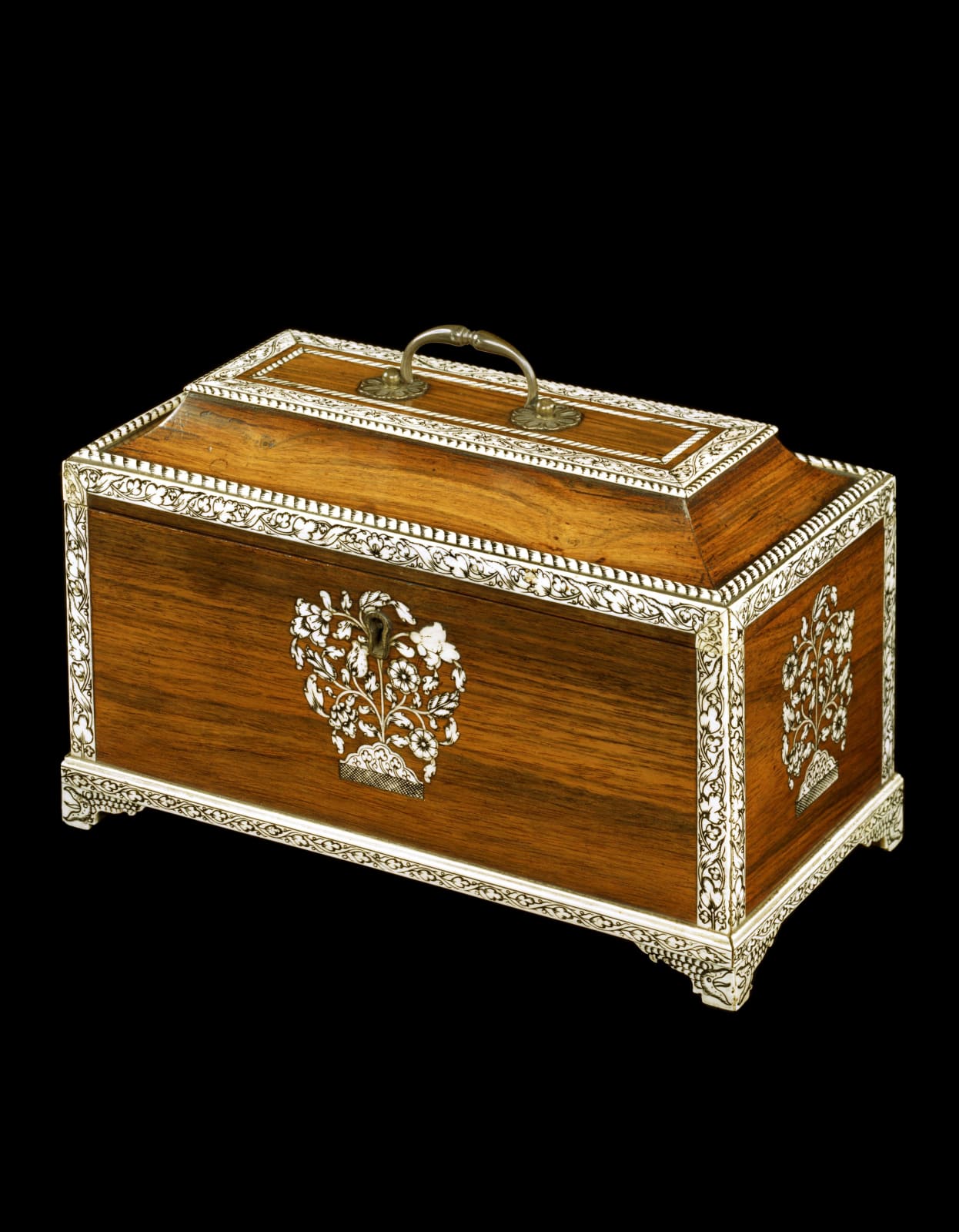 A GEORGE III IVORY INLAID ROSEWOOD TEA CADDY, Indian, Vizagapatam, circa 1760