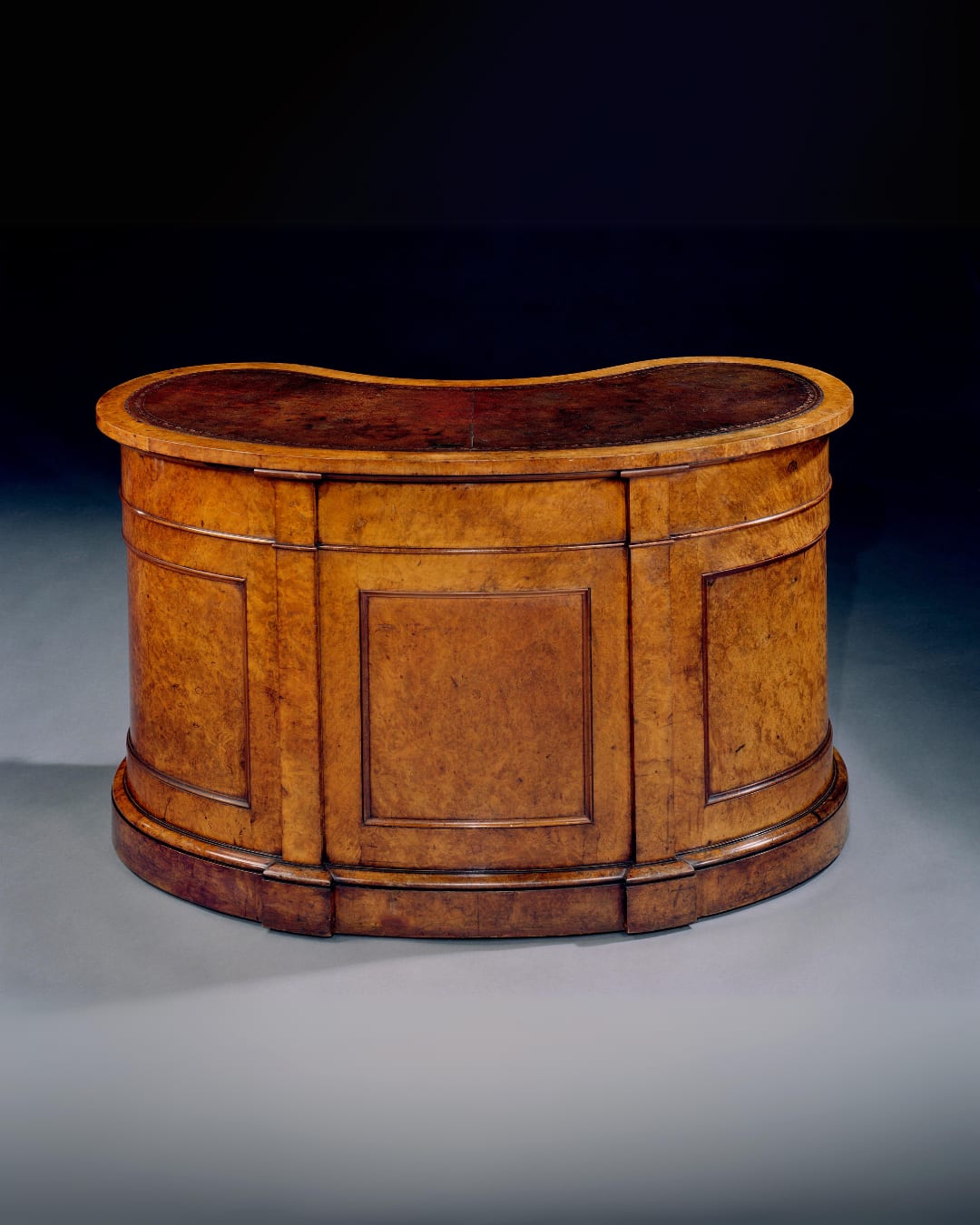 A VICTORIAN BURR WALNUT KIDNEY DESK, English, circa 1860