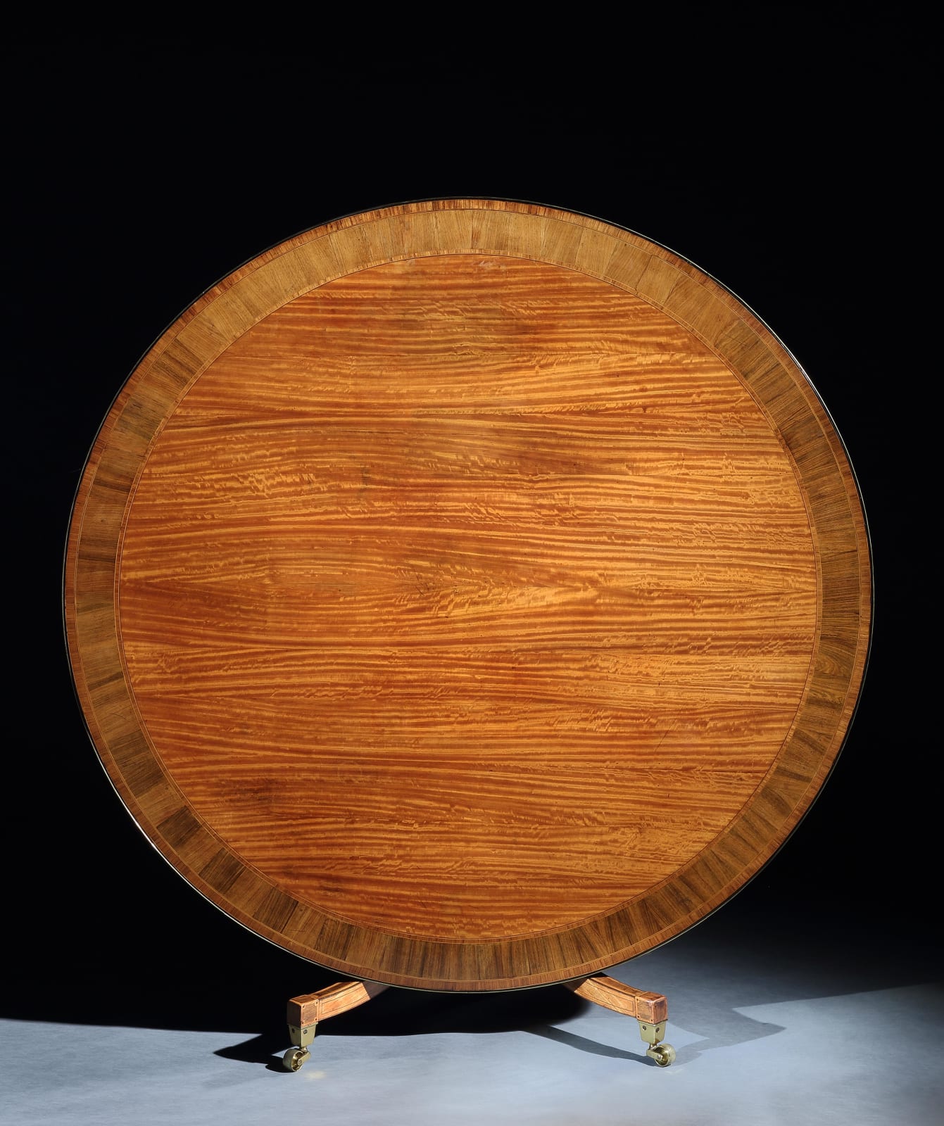 A GEORGE III SATINWOOD BREAKFAST TABLE, English, circa 1790