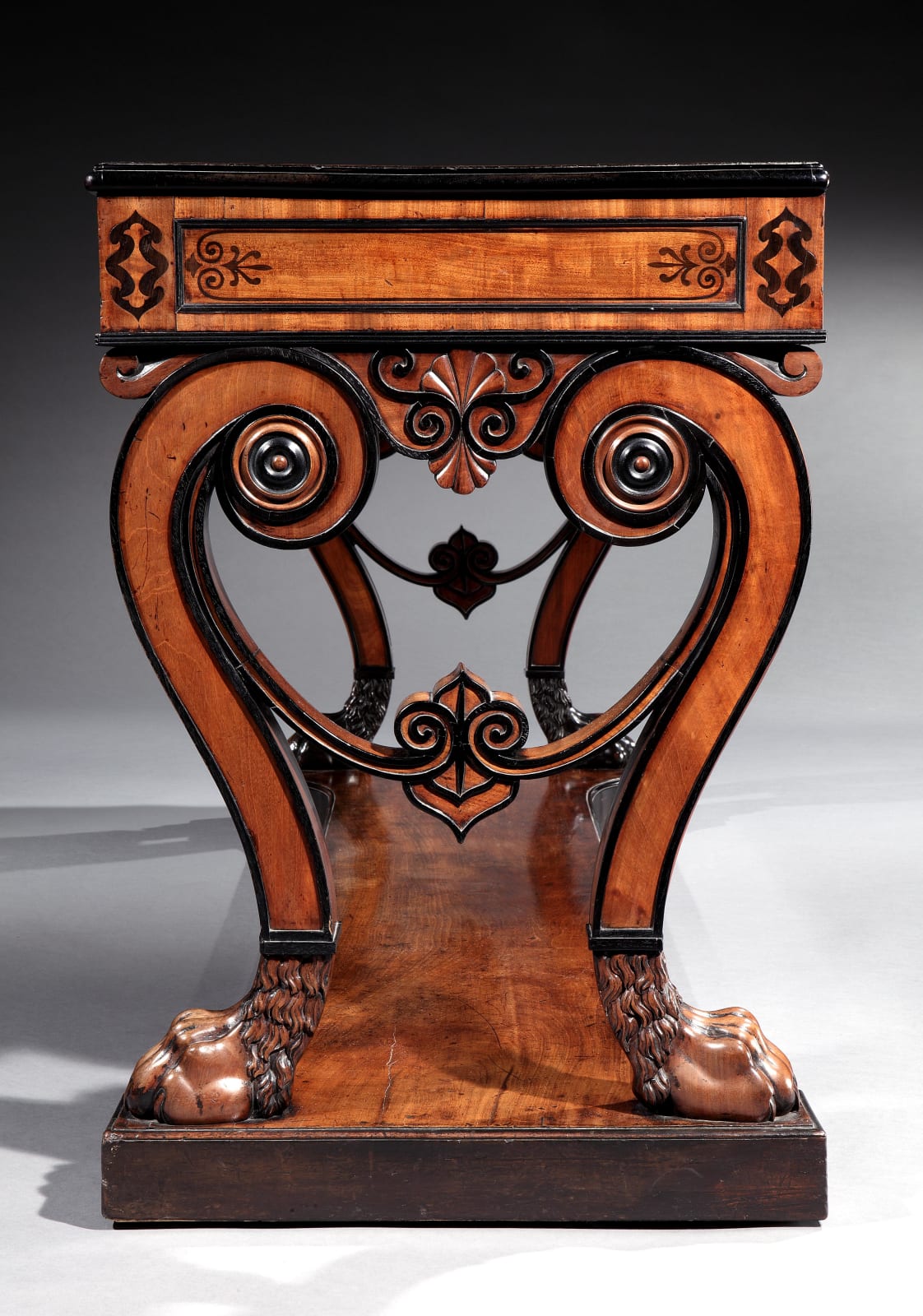A REGENCY CENTRE TABLE TO A DESIGN BY THOMAS HOPE, English, circa 1815