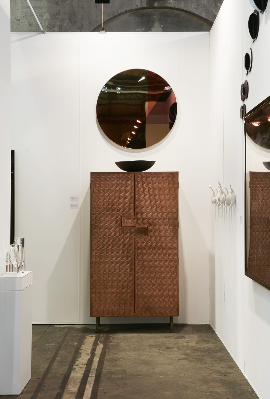 Gallery Sally Dan-Cuthbert, Booth E11, Photography by Zan Wimberley