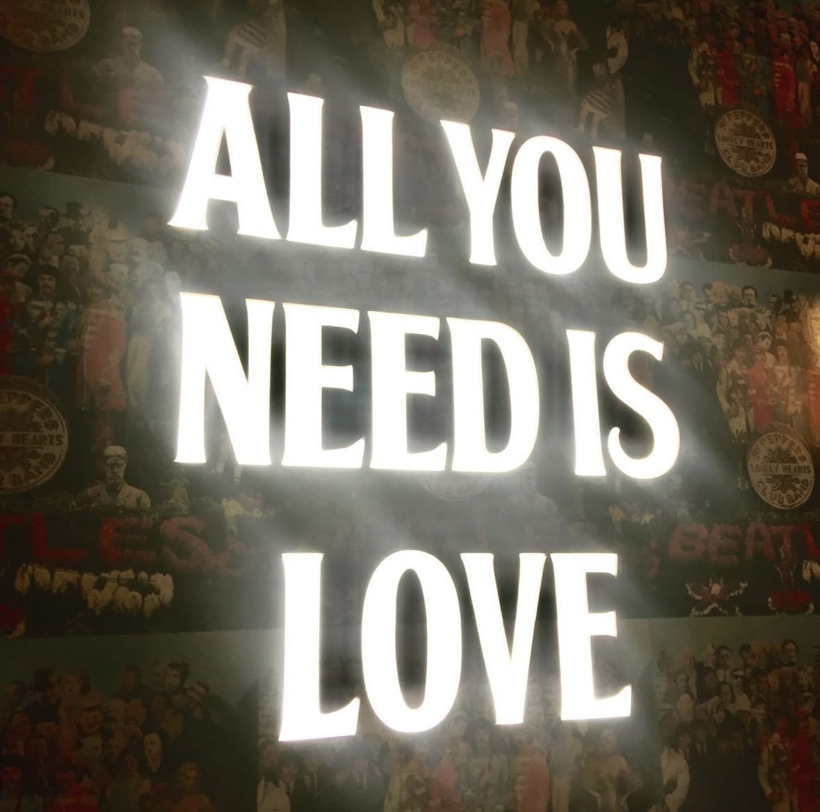 Manor-Gallery-Exeter-Keith-Haynes-Vinyl-Neon-Love