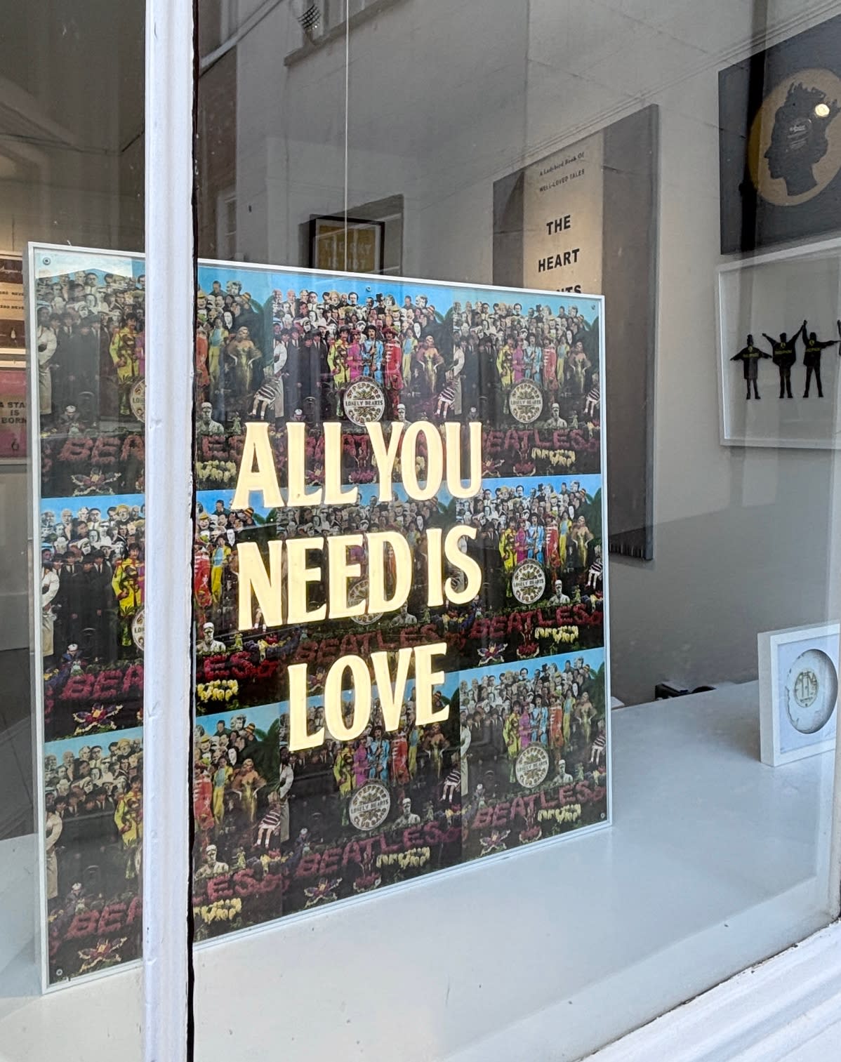 Keith Haynes, ALL YOU NEED IS LOVE ( Sgt PEPPER )