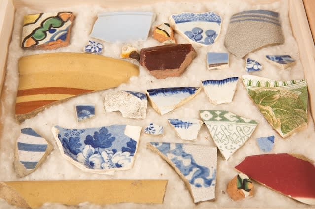 drawer with broken plates