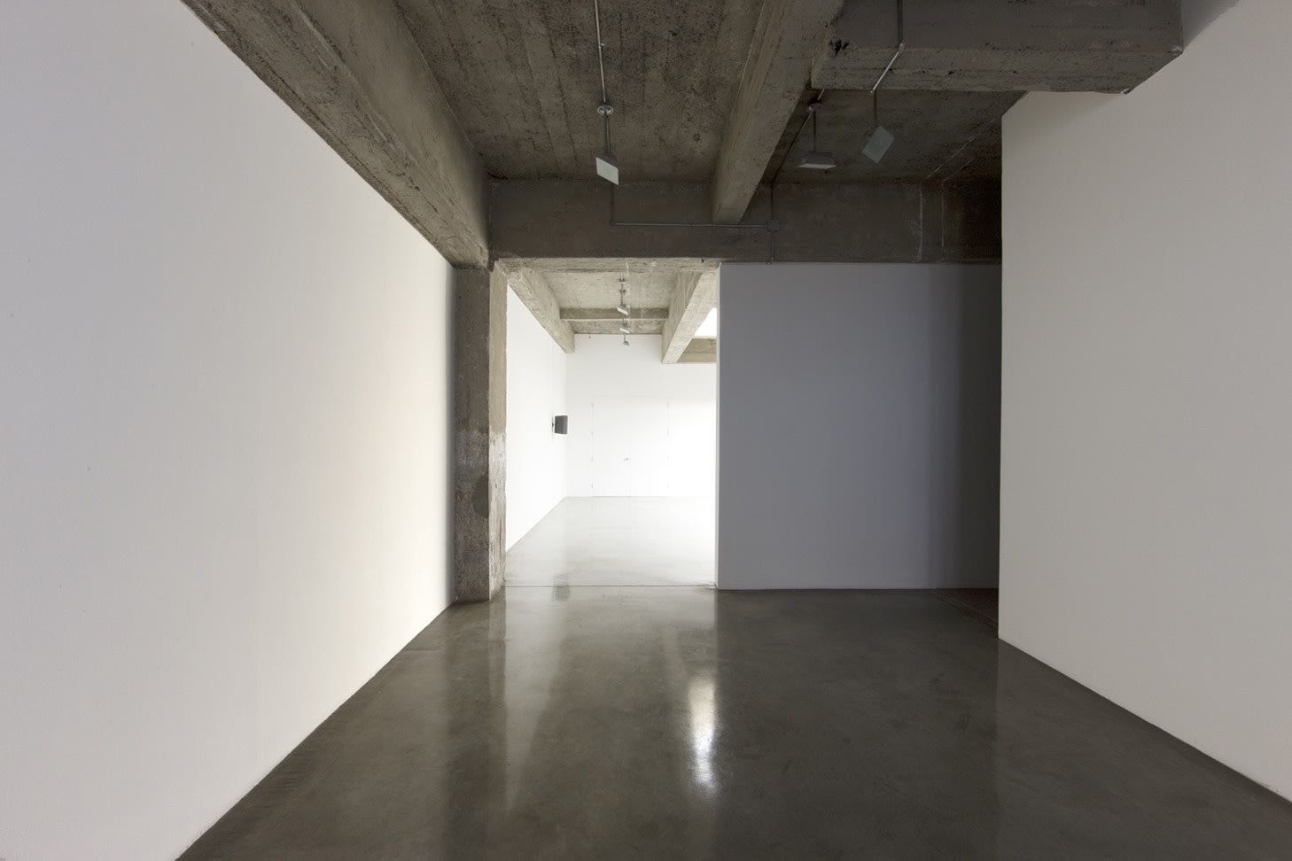 Susan Philipsz installation, Here comes Everybody