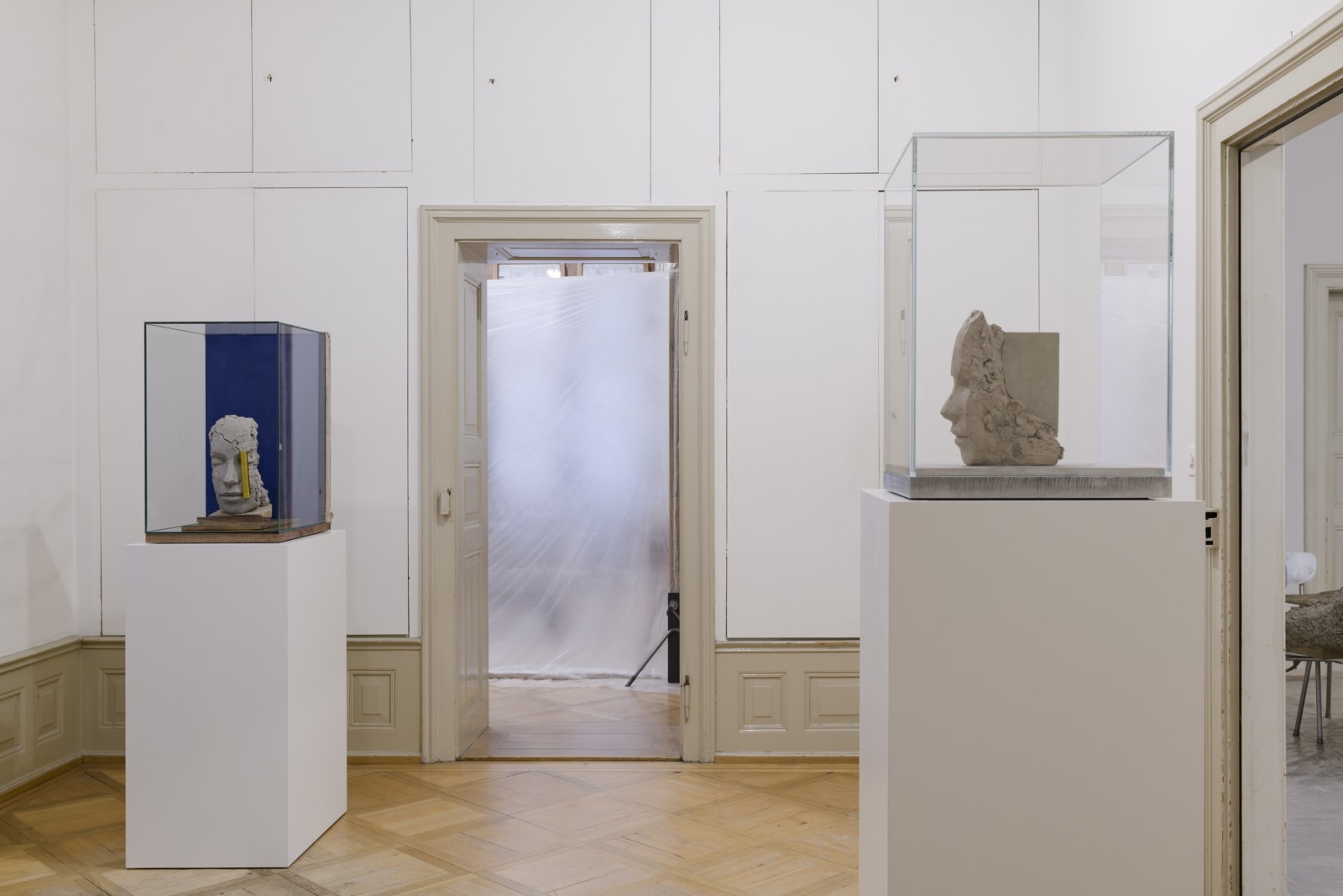 image of Manders sculpture, Manders installation at Parcours in Basel