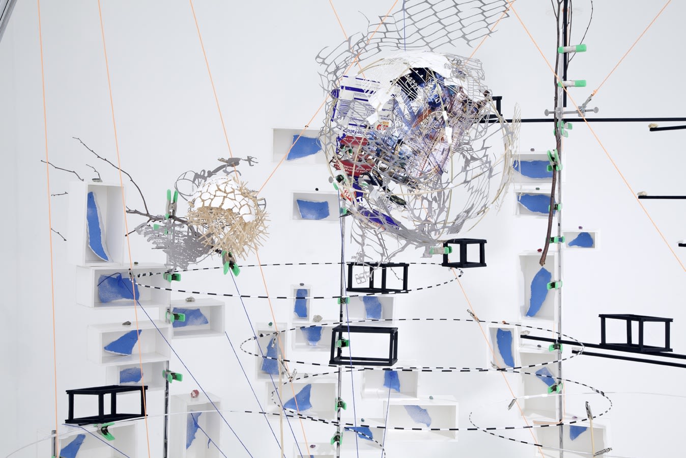 Image of Sze Sculpture installation